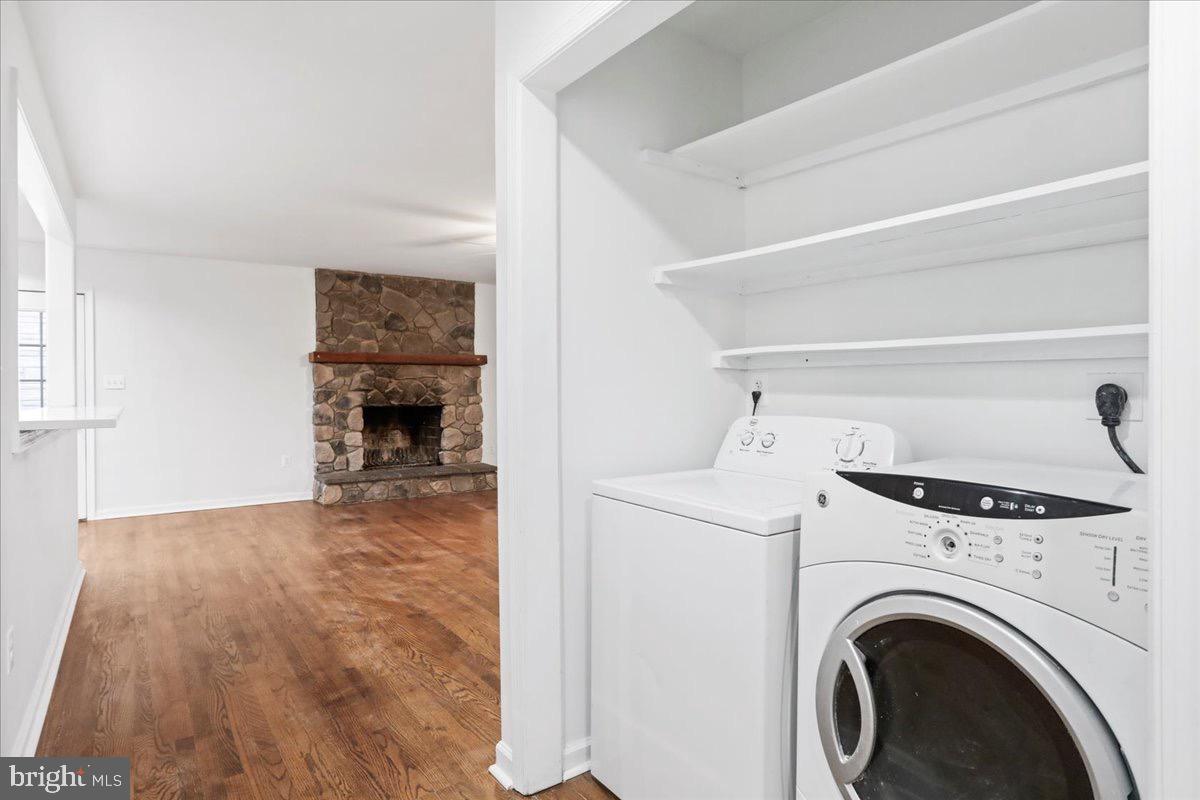 NORTH RIVER TOWN - Residential