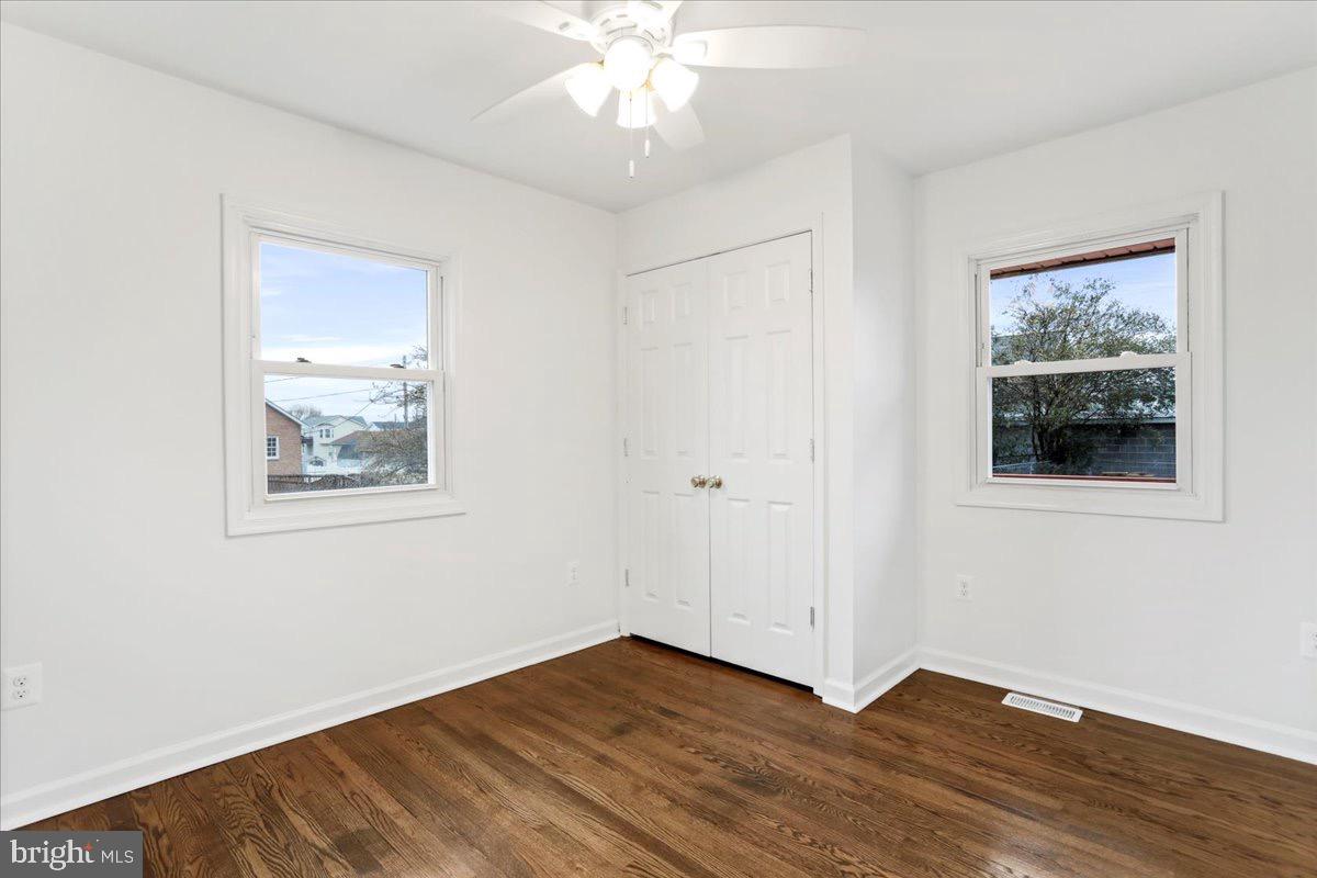 NORTH RIVER TOWN - Residential