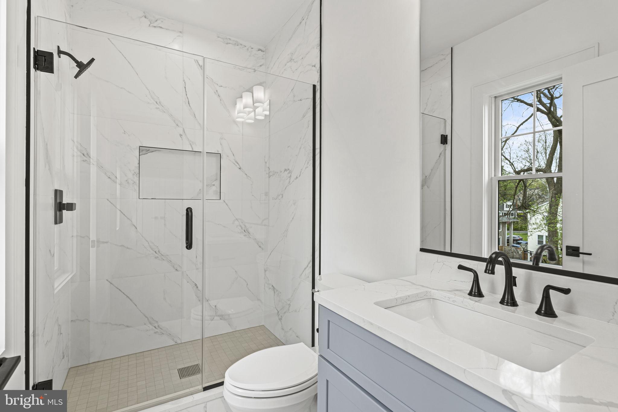 NORTH KENSINGTON - Residential