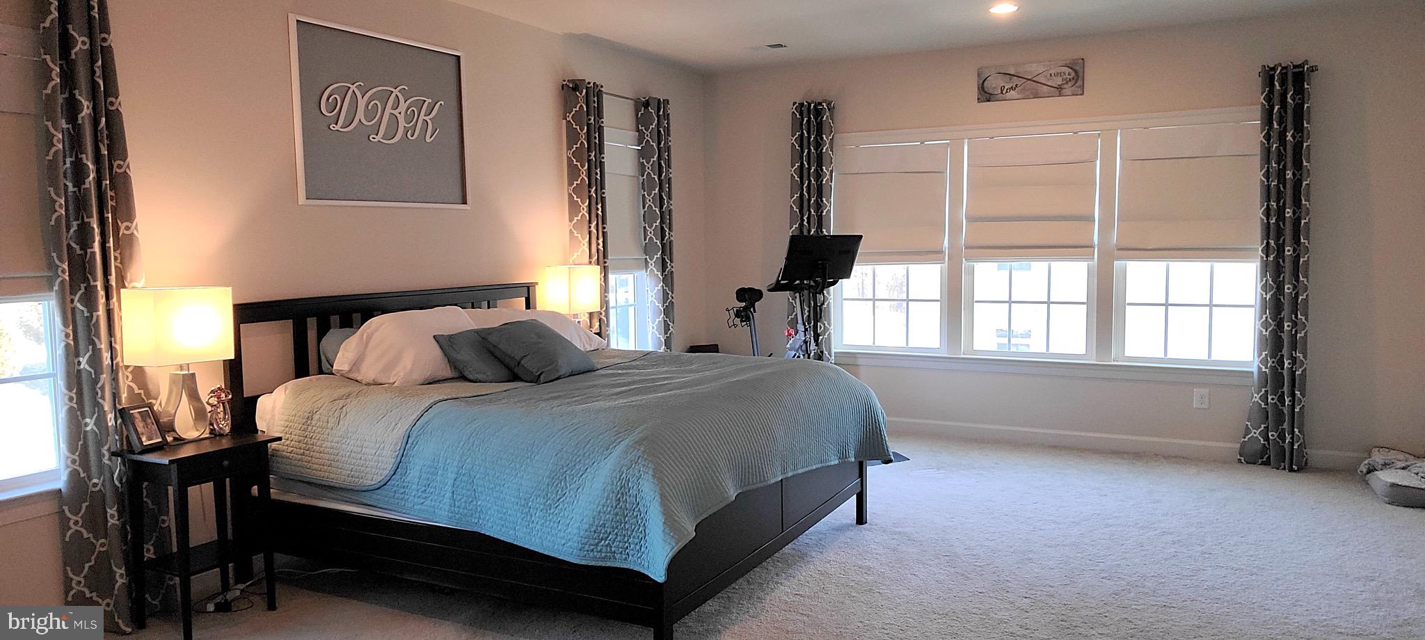 SEVEN HILLS - Residential