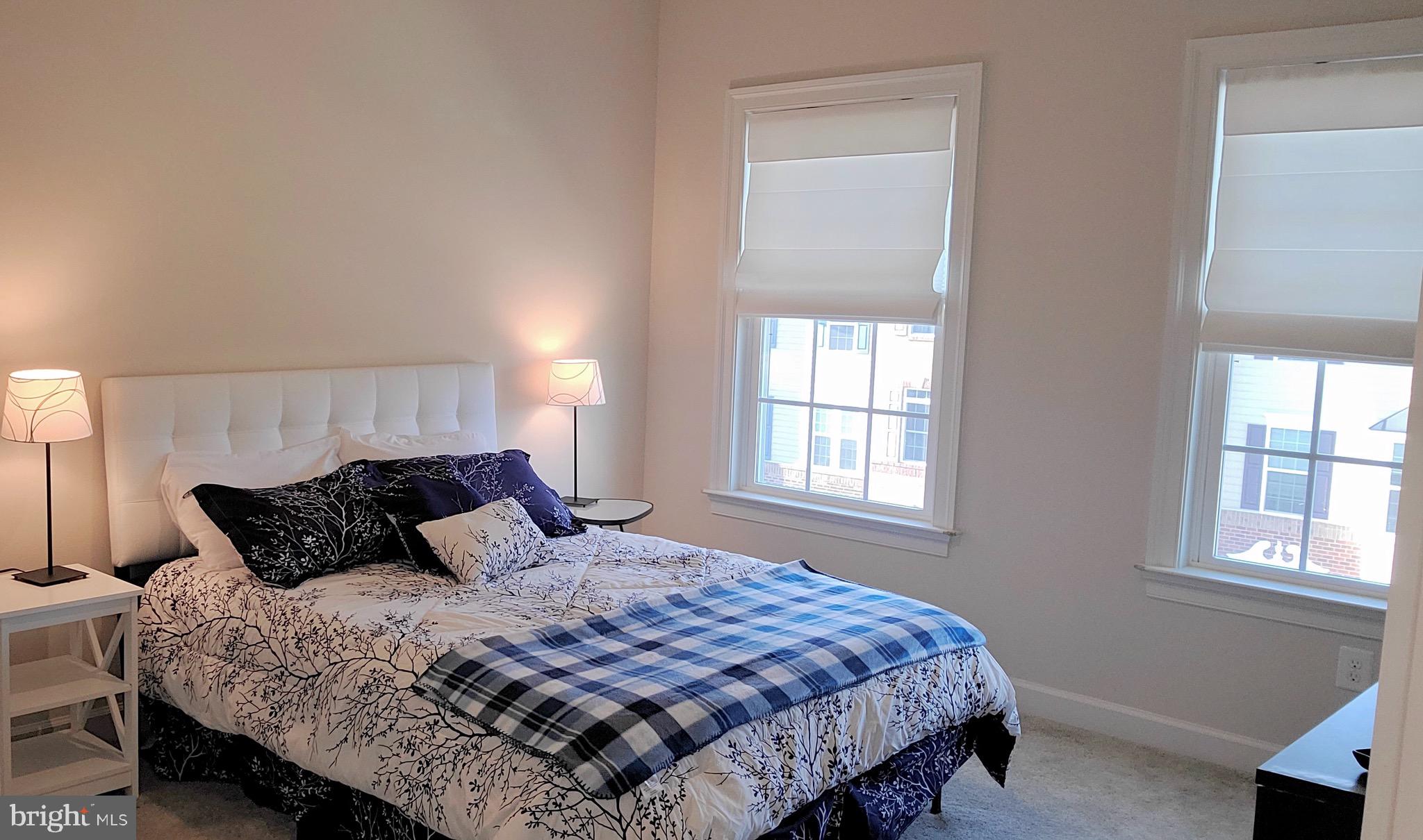 SEVEN HILLS - Residential