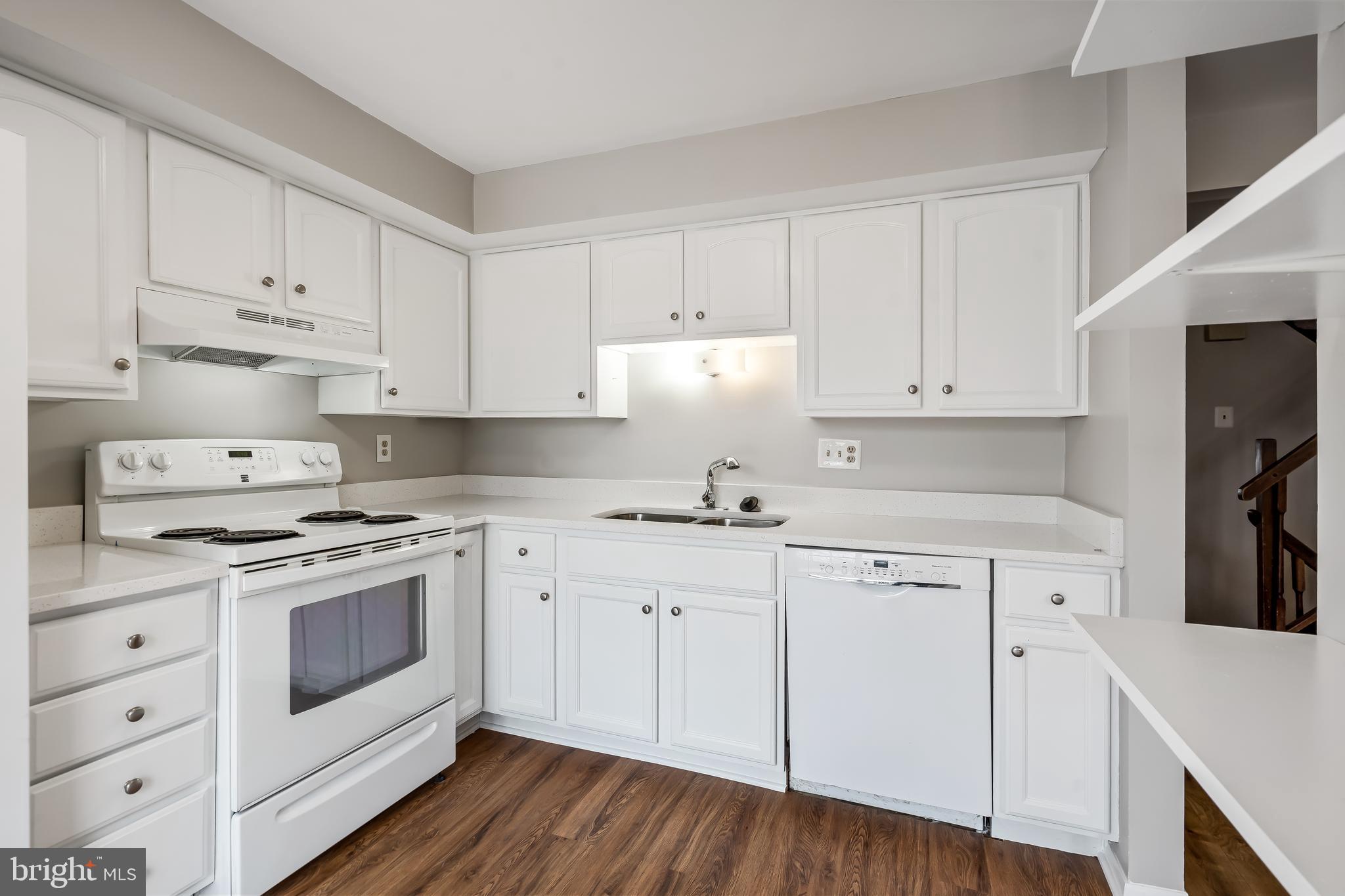 NEWINGTON FOREST - Residential