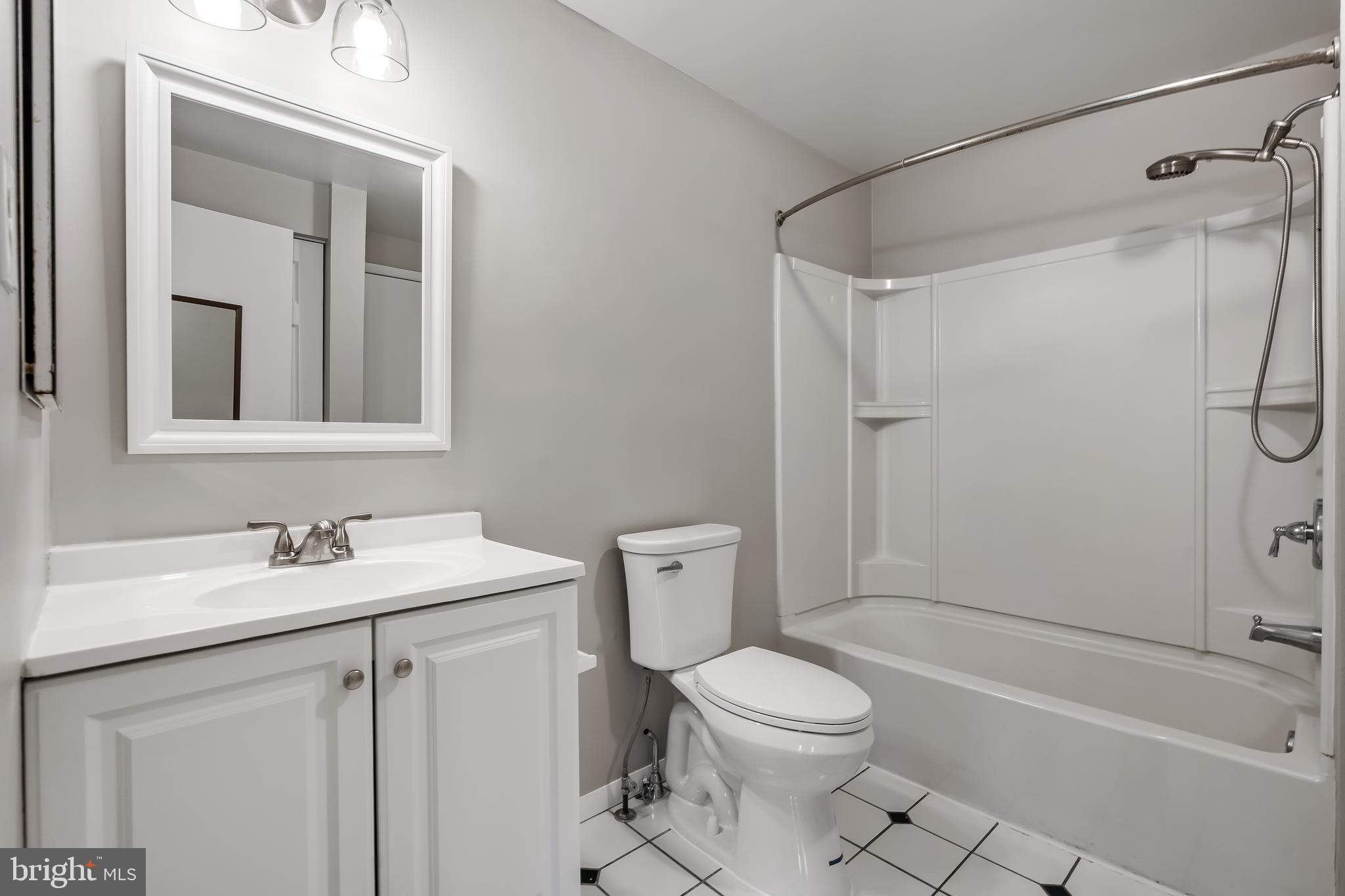 NEWINGTON FOREST - Residential