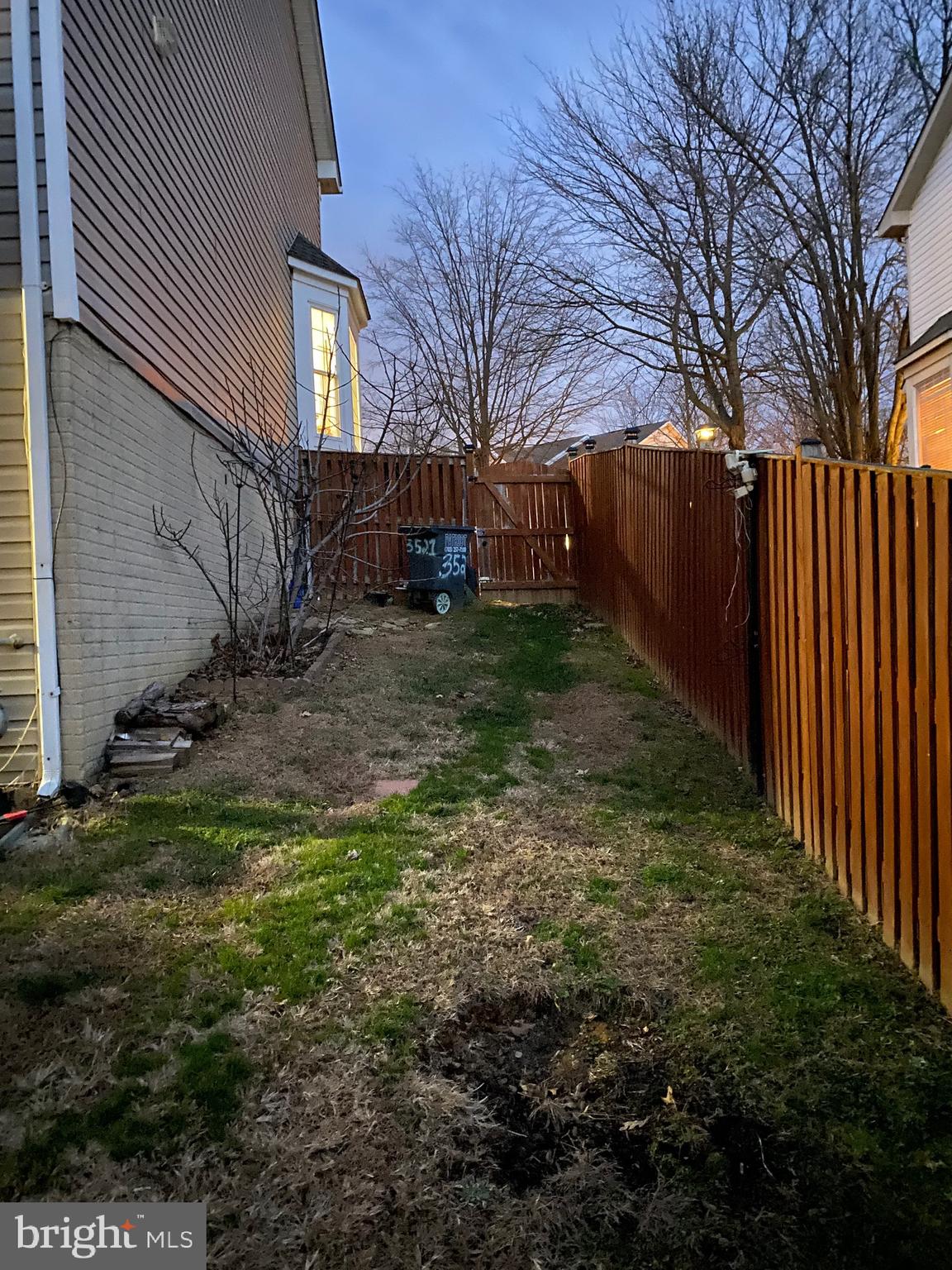 PRINCE WILLIAM COMMONS - Residential Lease