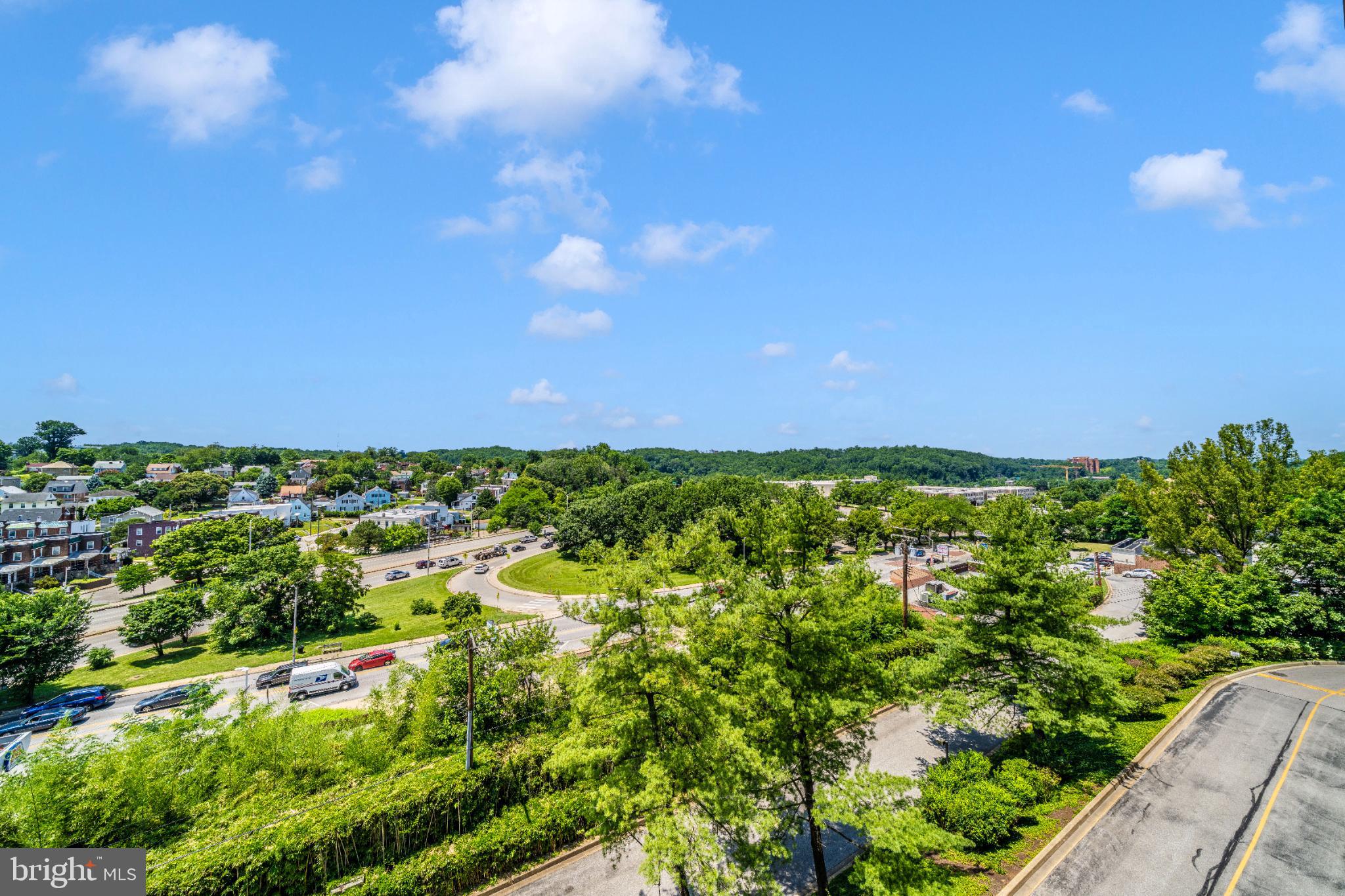 ROLAND PARK - Residential