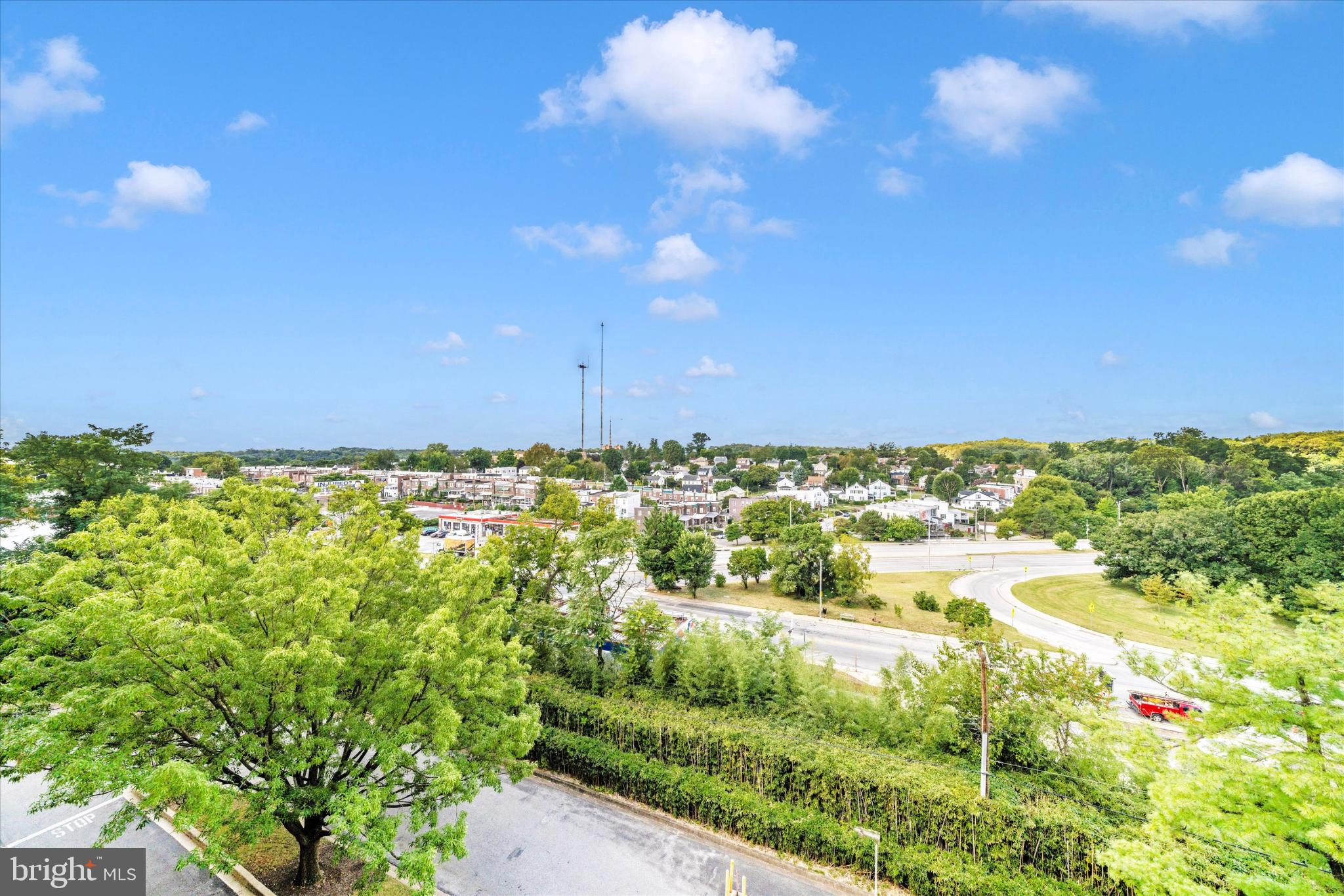 ROLAND PARK - Residential