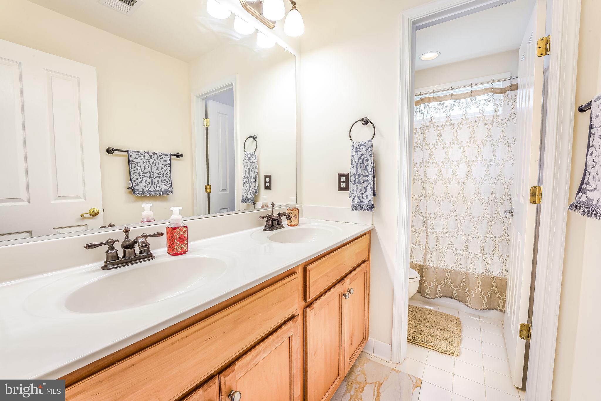 STONE RIDGE - Residential Lease