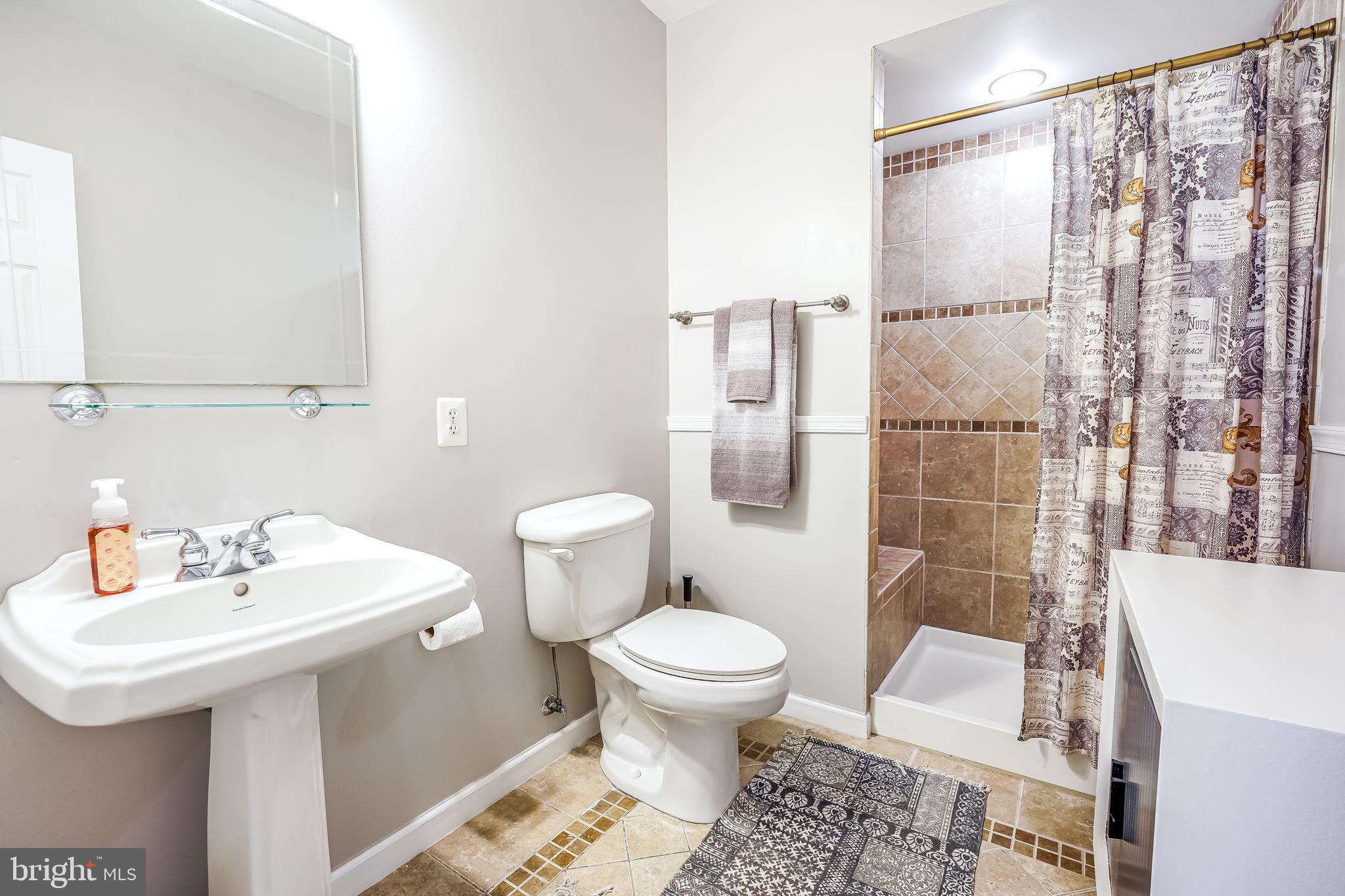 STONE RIDGE - Residential Lease