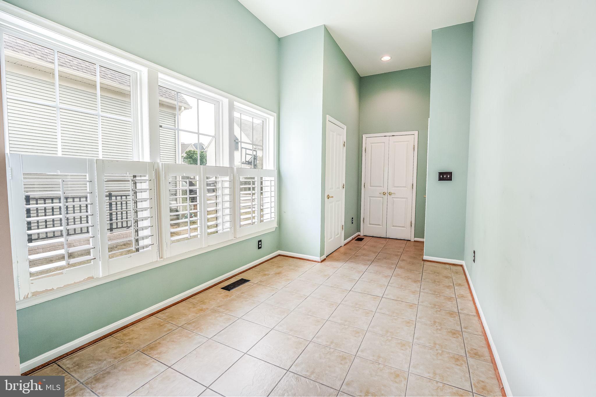 STONE RIDGE - Residential Lease