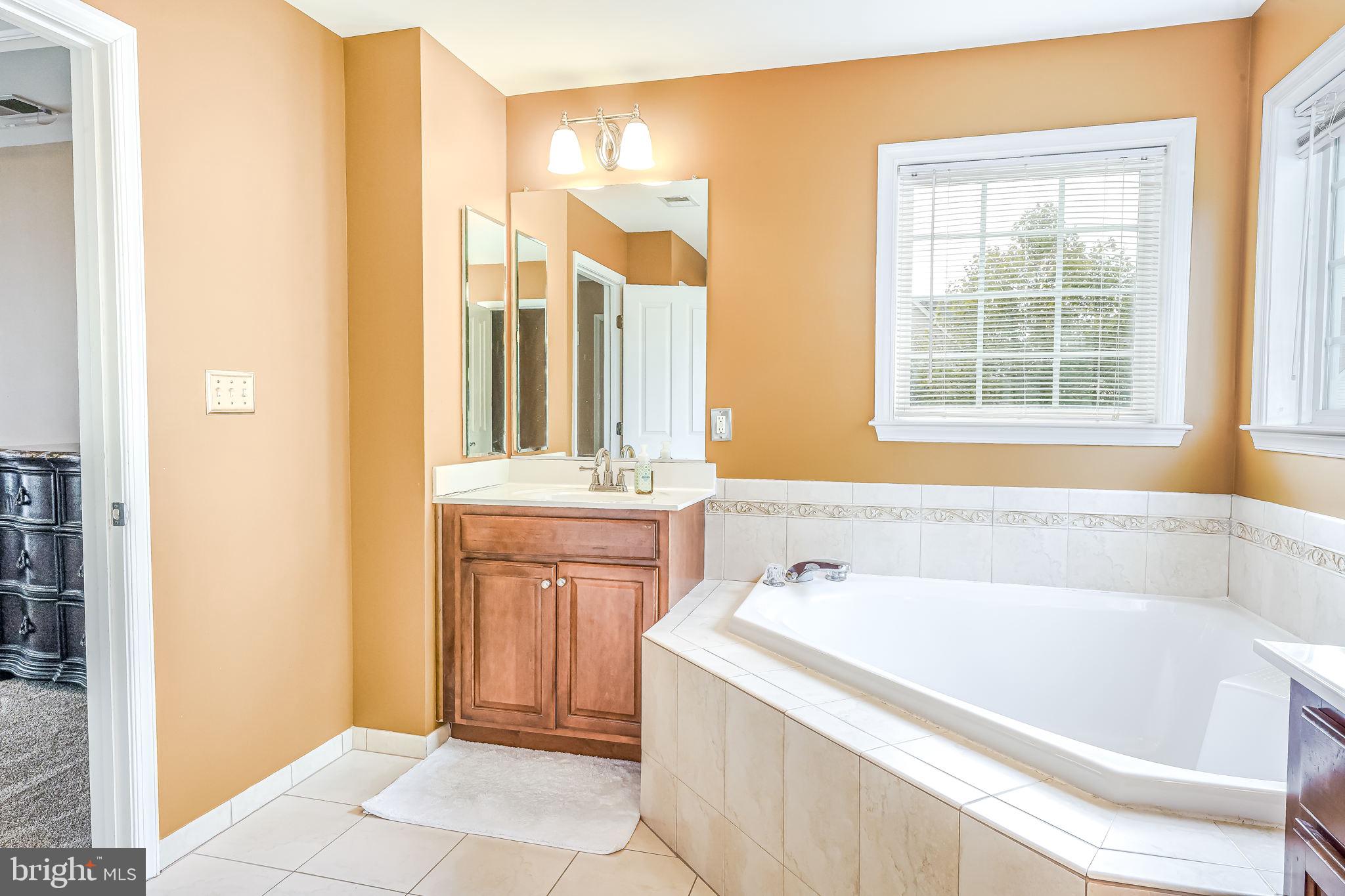 STONE RIDGE - Residential Lease