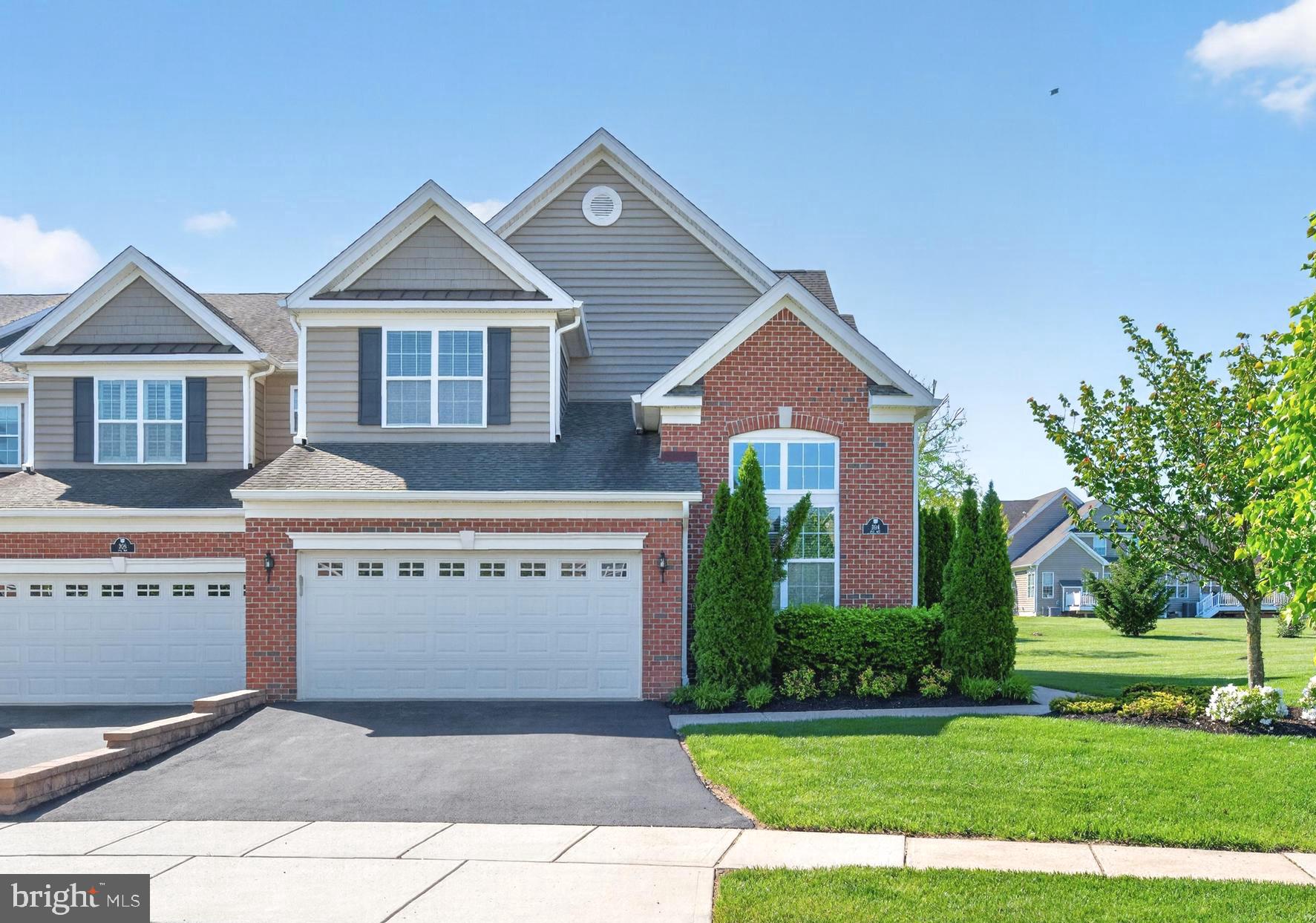 304 DYE WAY