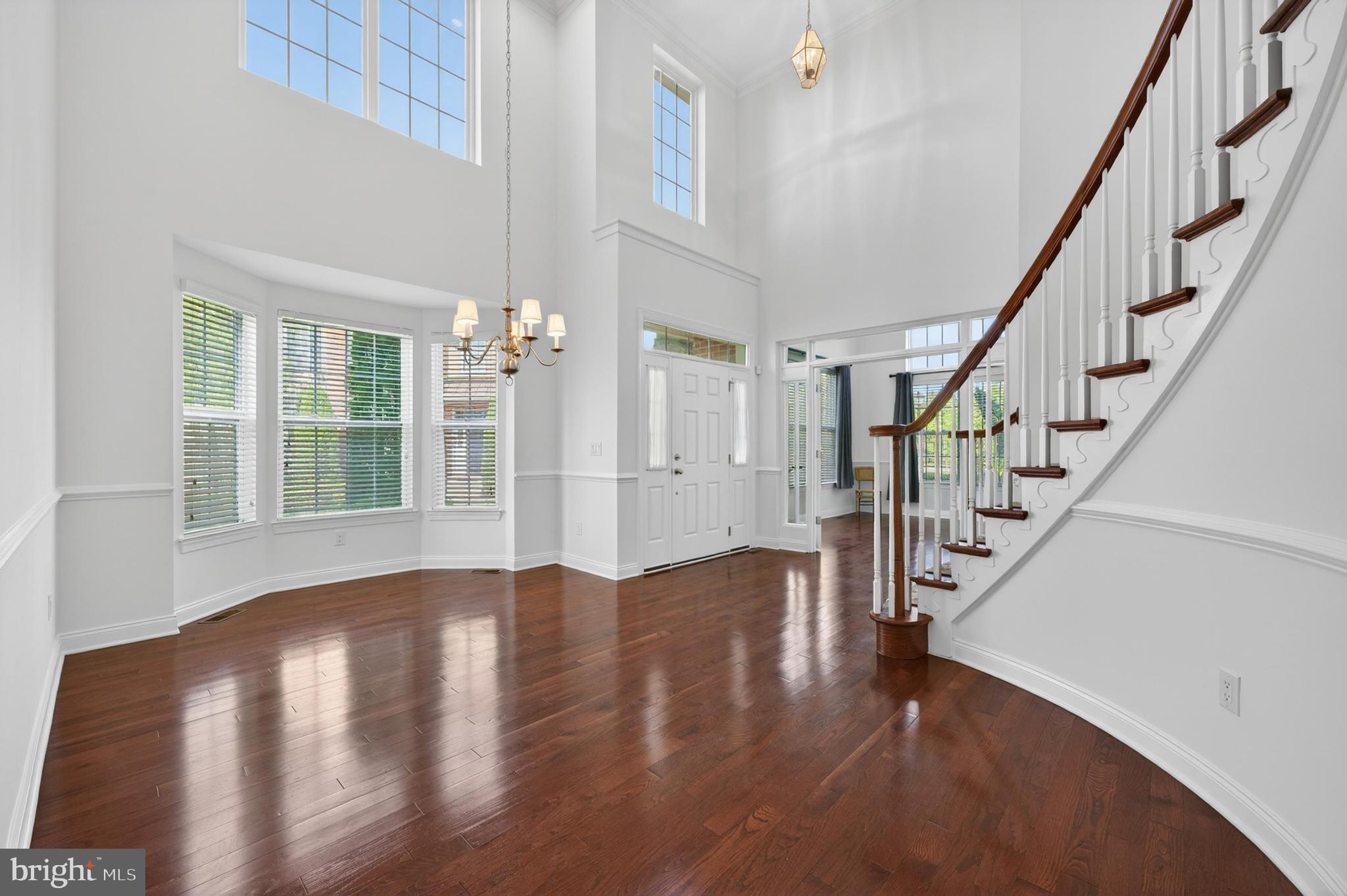304 DYE WAY