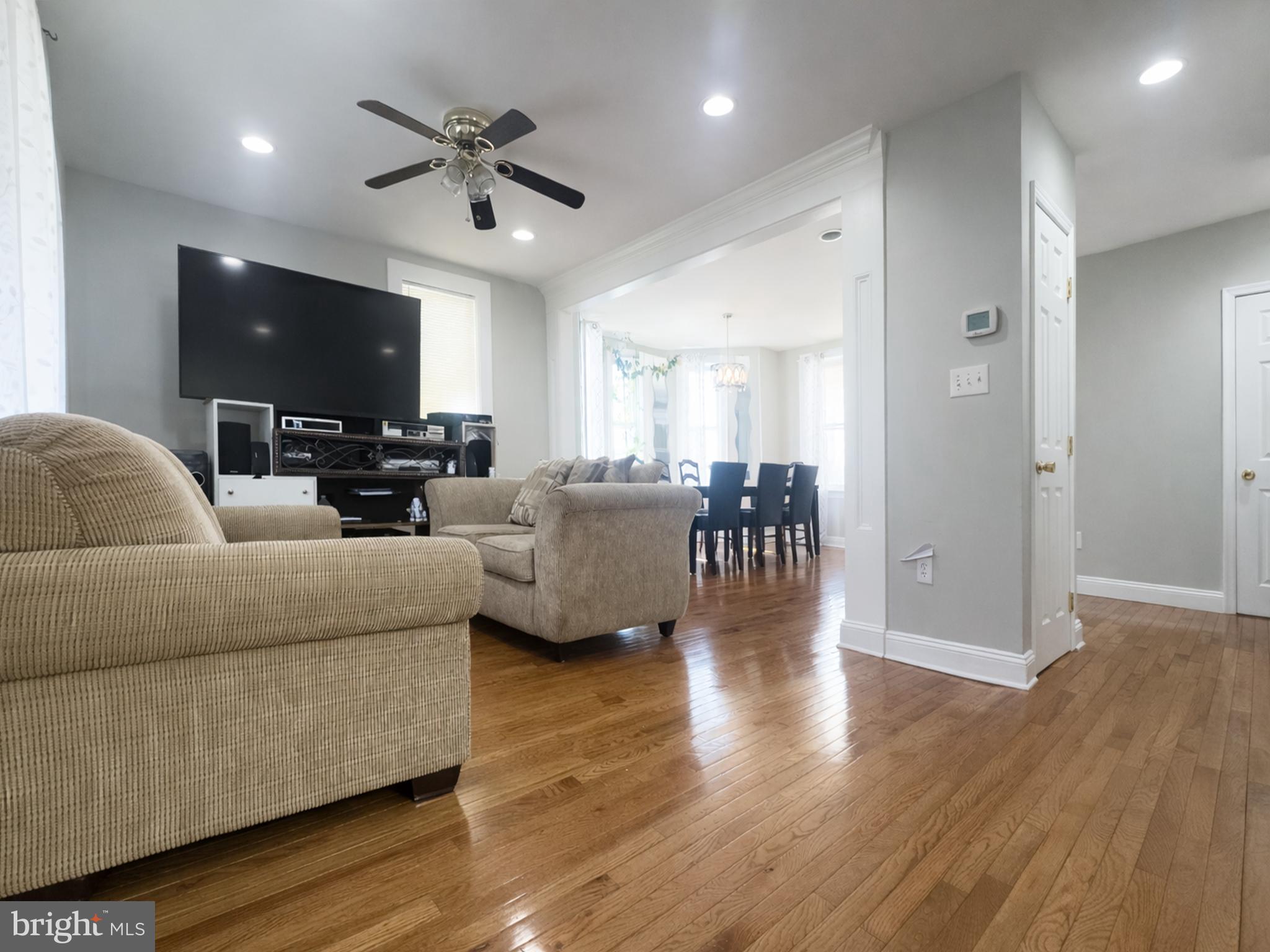 HAGERSTOWN - Residential