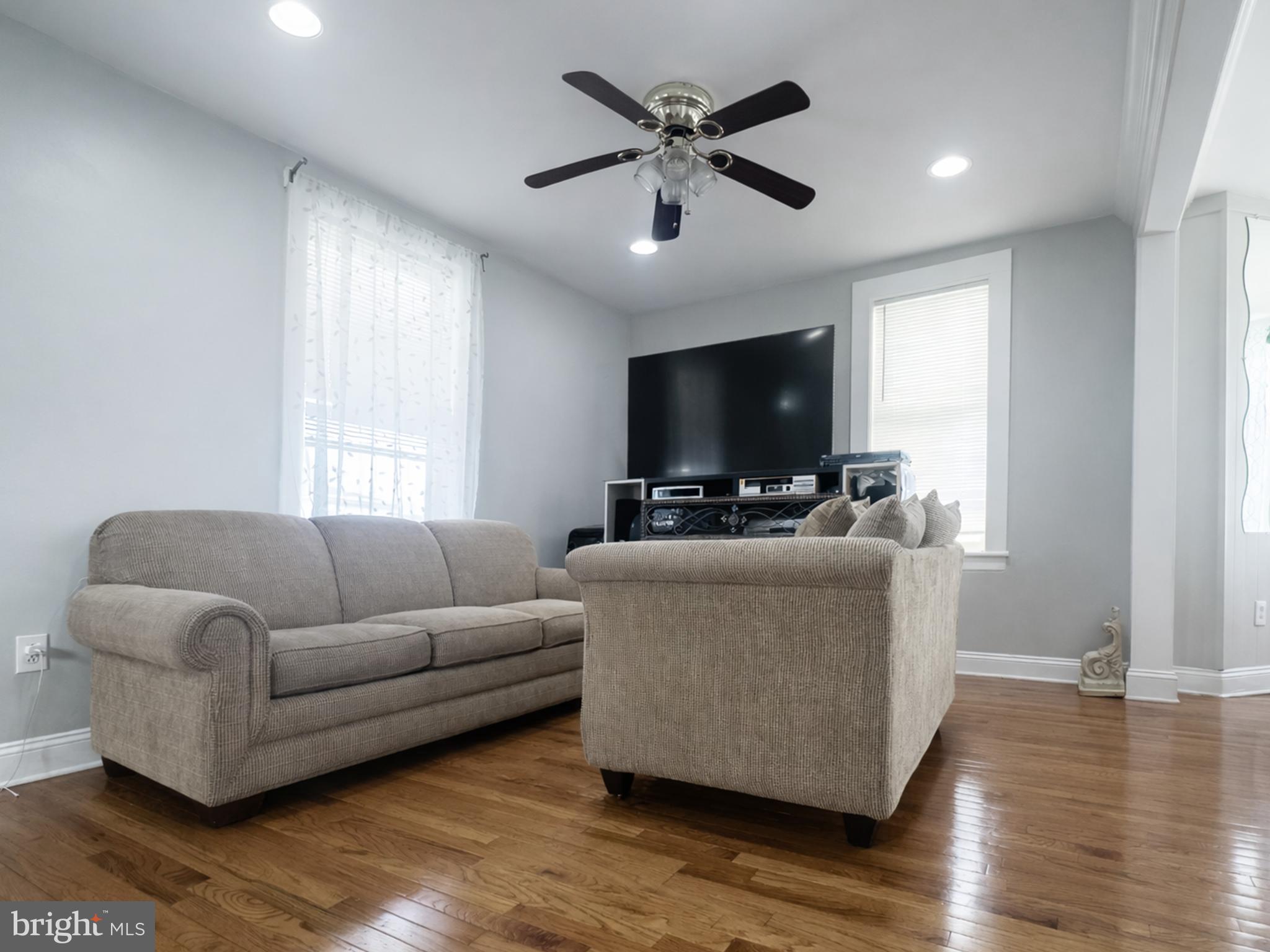 HAGERSTOWN - Residential