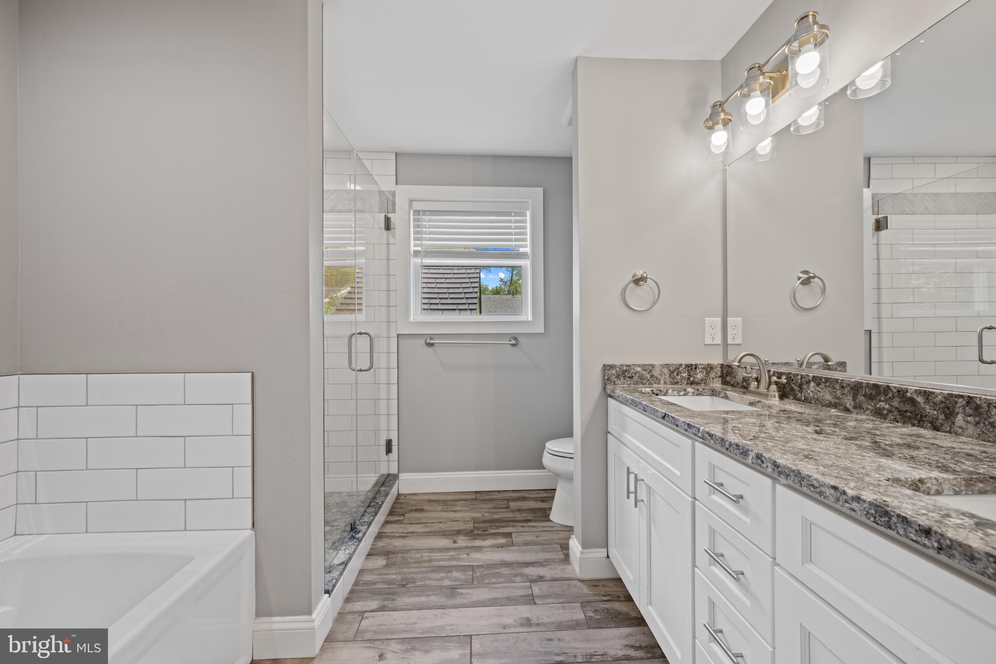 ARUNDEL PLAZA - Residential Lease