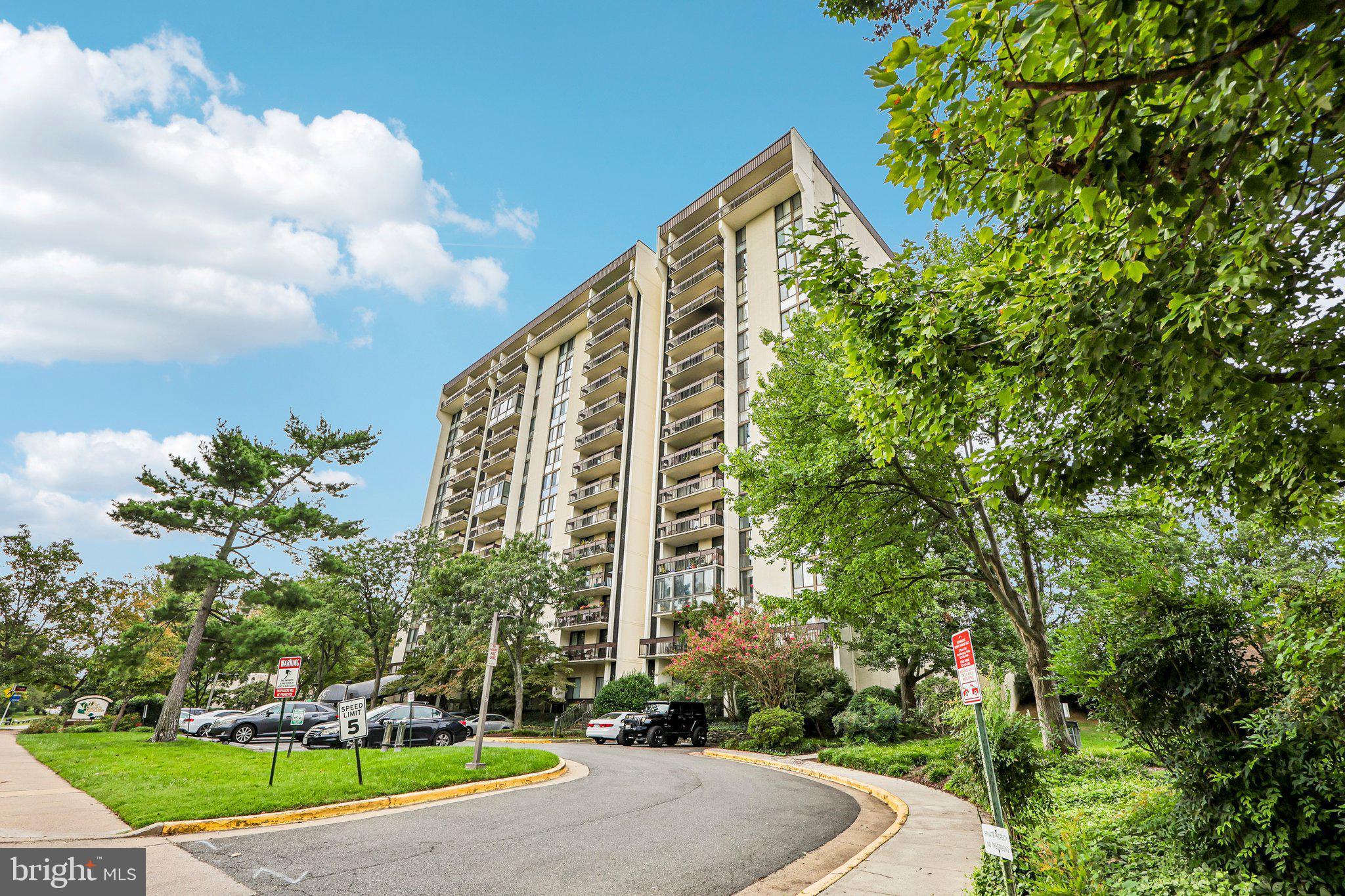 5300 HOLMES RUN PARKWAY 606