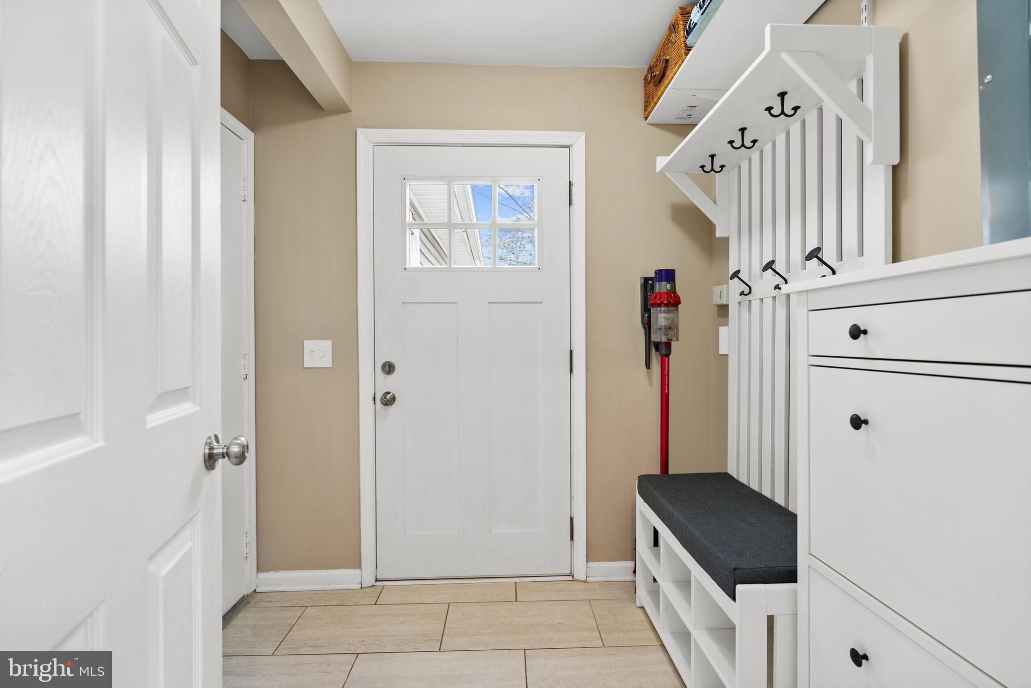 OLD TRIANGLE - Residential