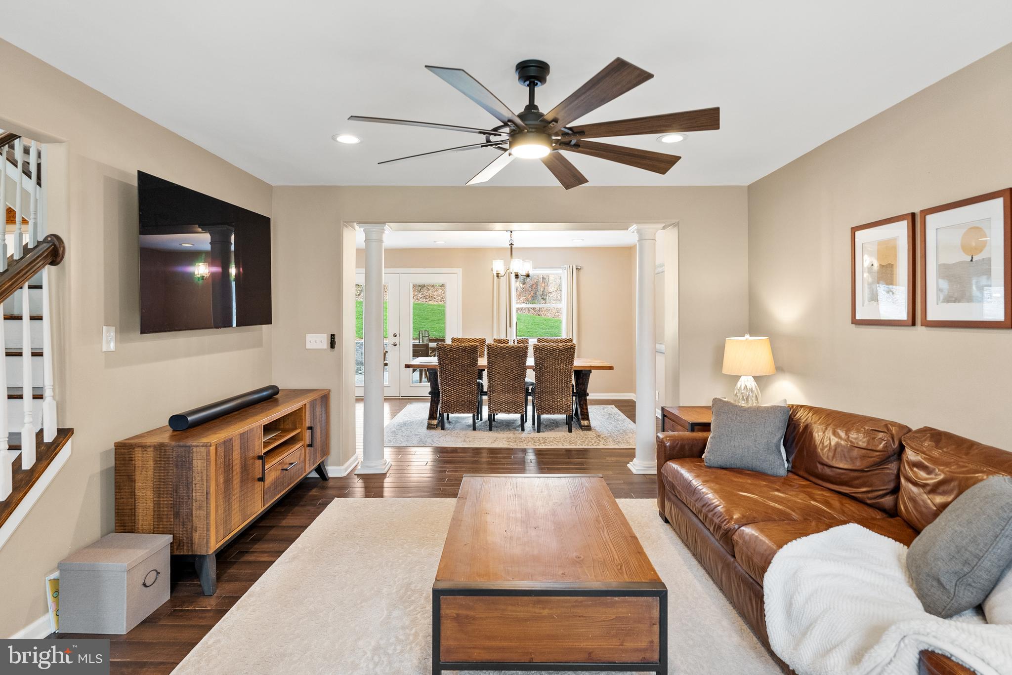 OLD TRIANGLE - Residential