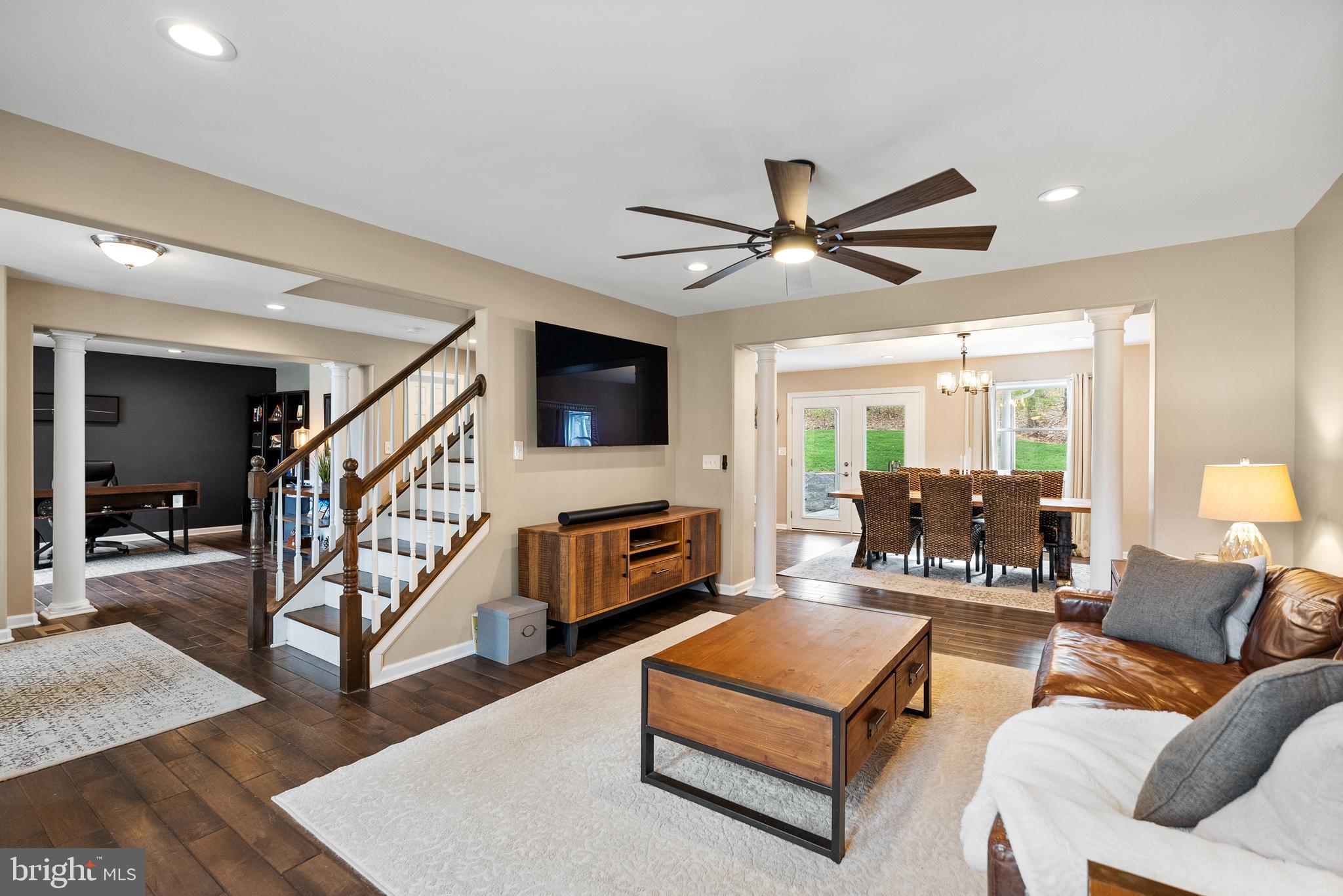 OLD TRIANGLE - Residential