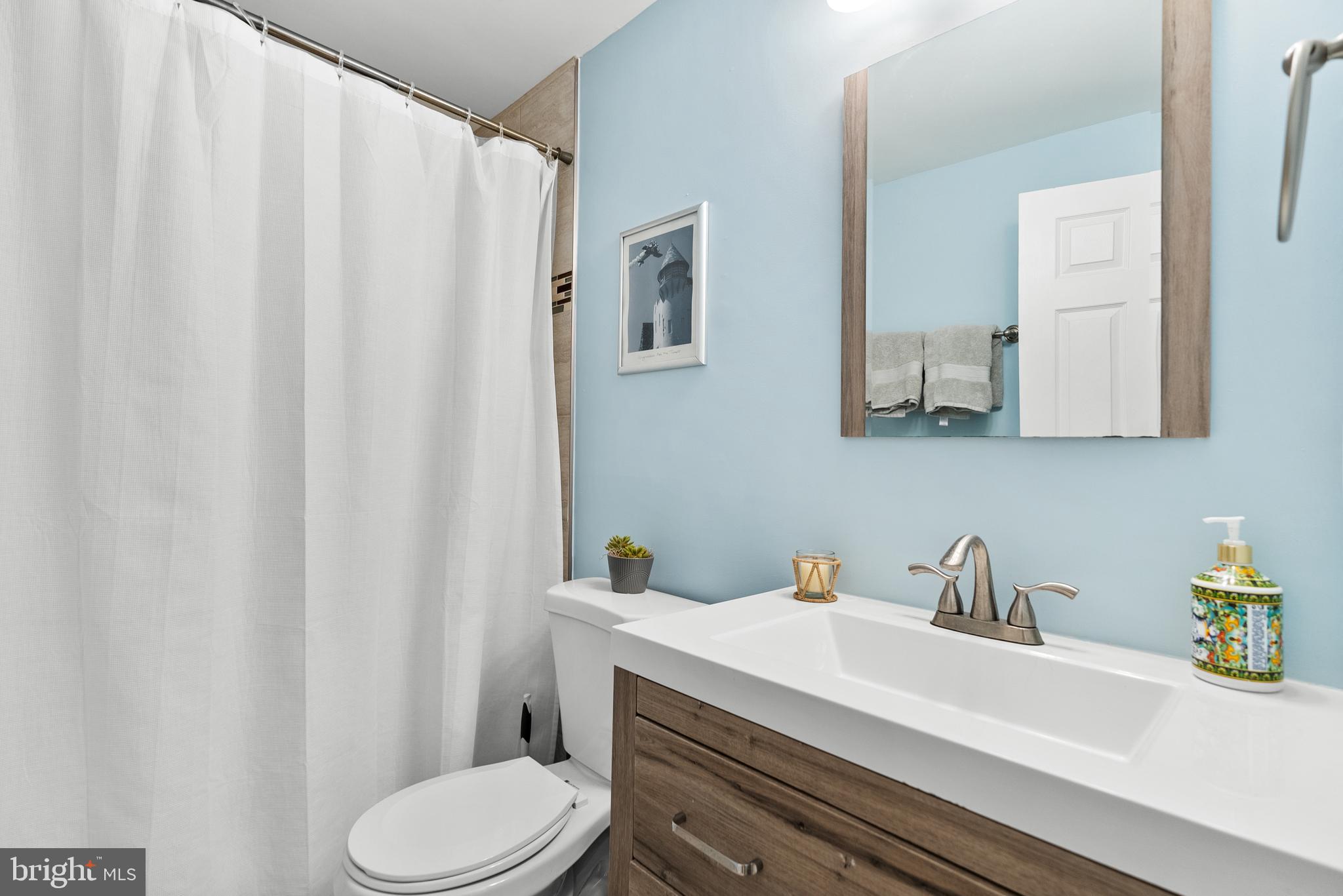 OLD TRIANGLE - Residential