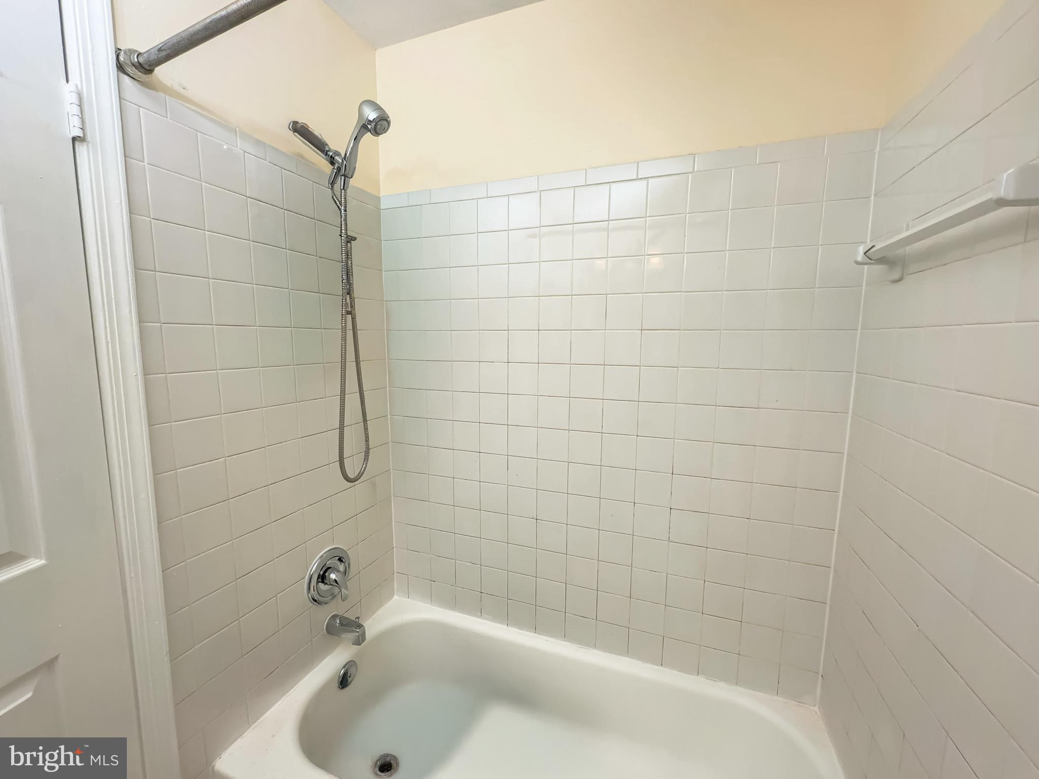 TANGLEWOOD - Residential