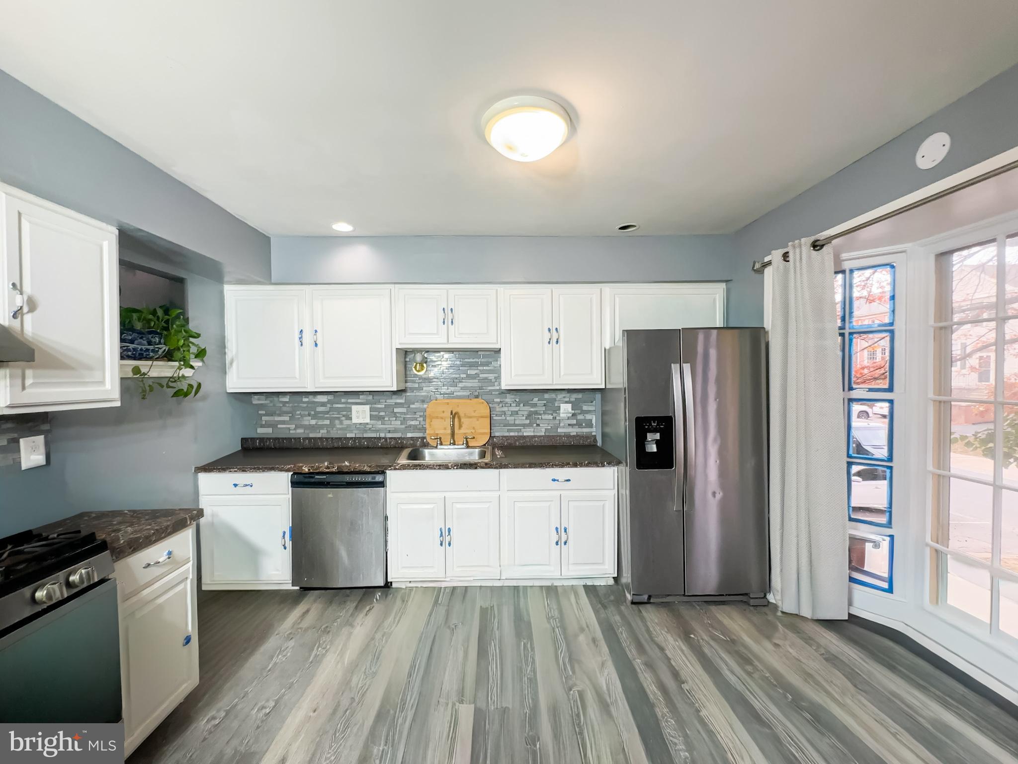 2863 STRAUSS TERRACE