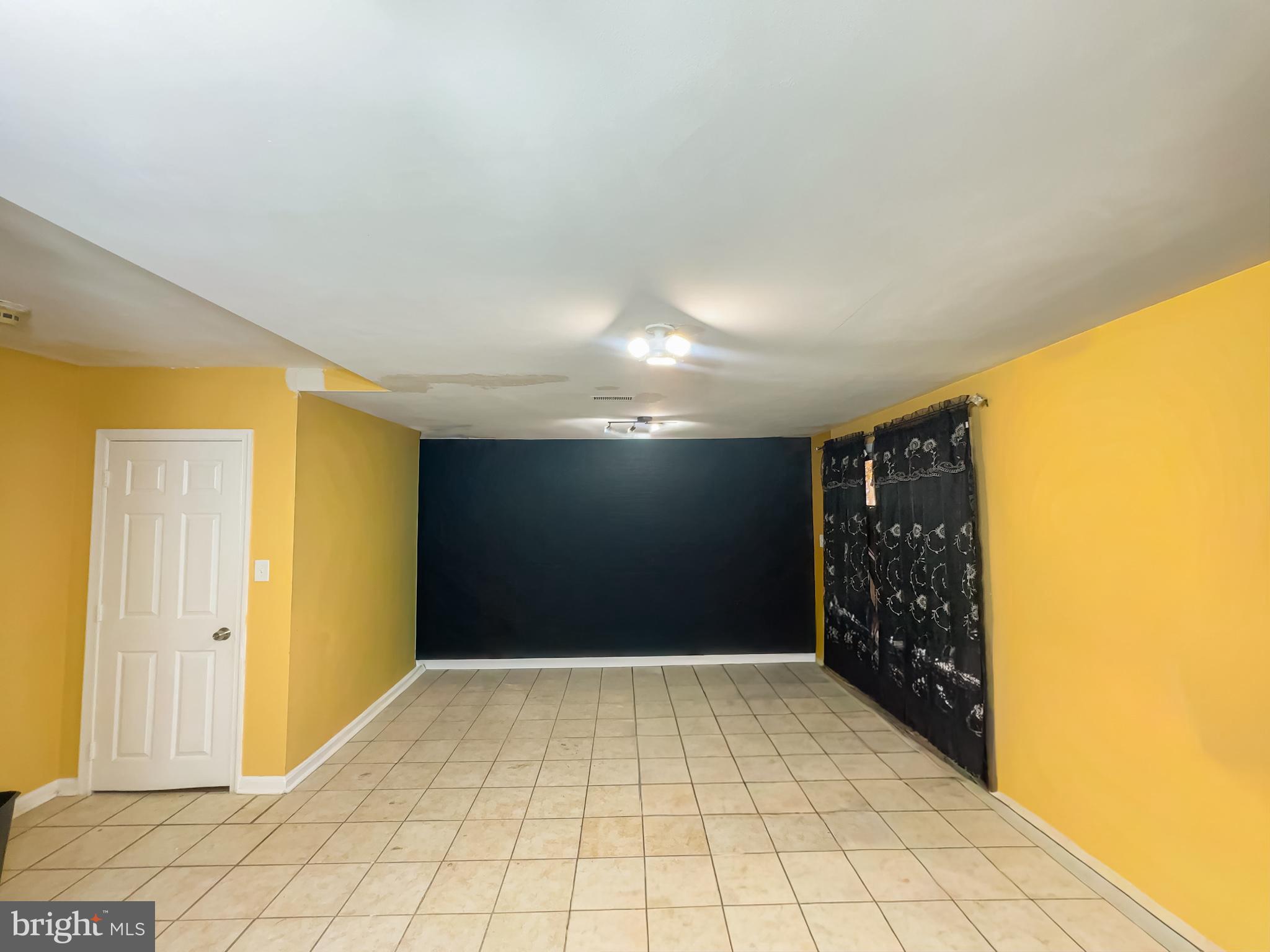 TANGLEWOOD - Residential