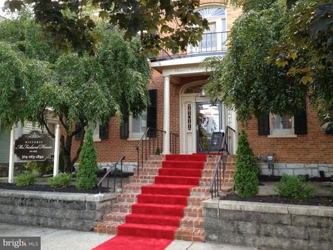 409 S QUEEN STREET MARTINSBURG WV 25401