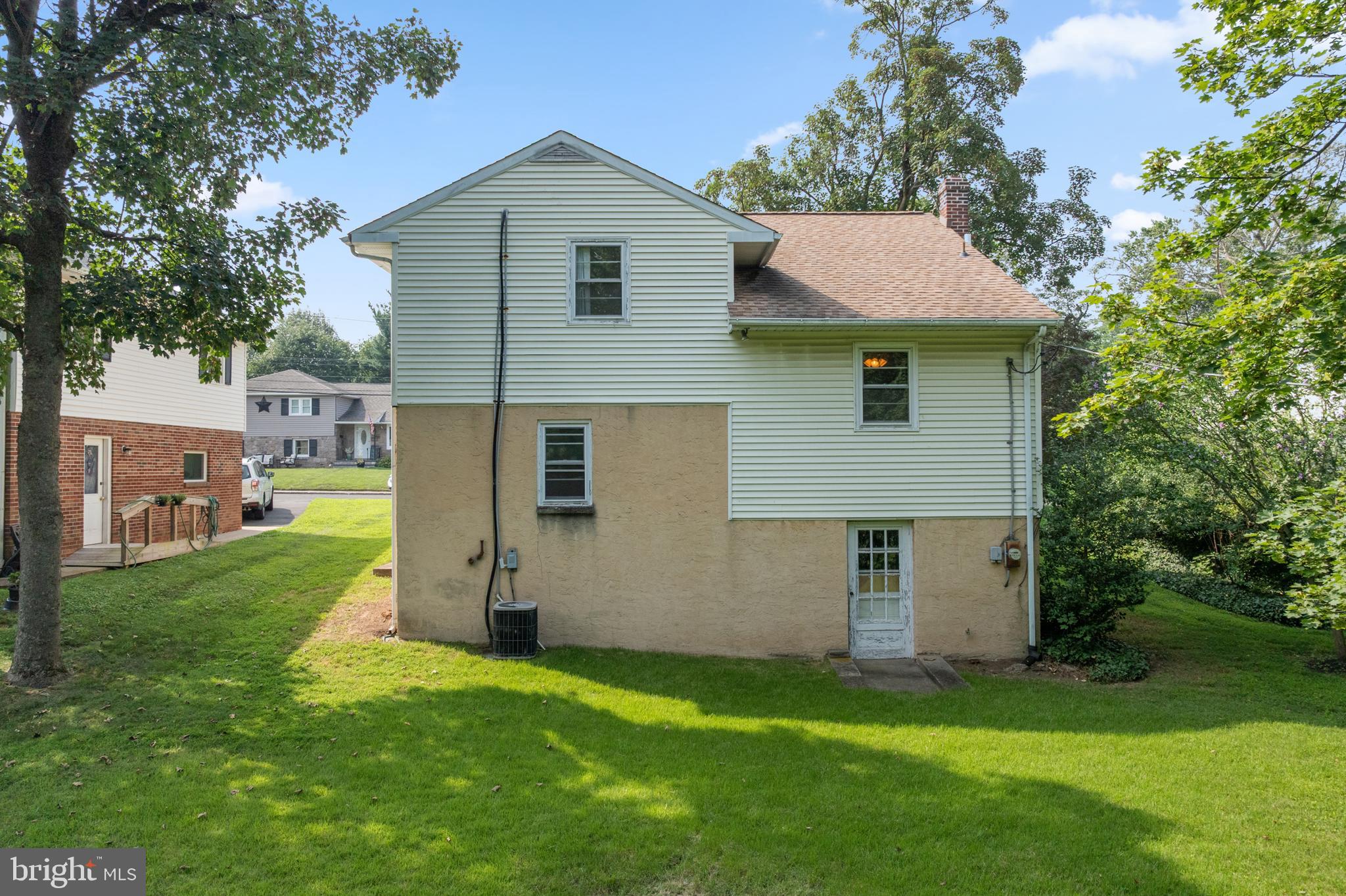 DOYLESTOWN BORO - Residential
