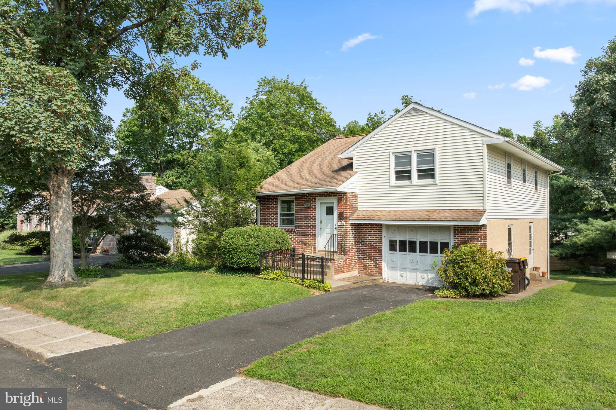 DOYLESTOWN BORO - Residential