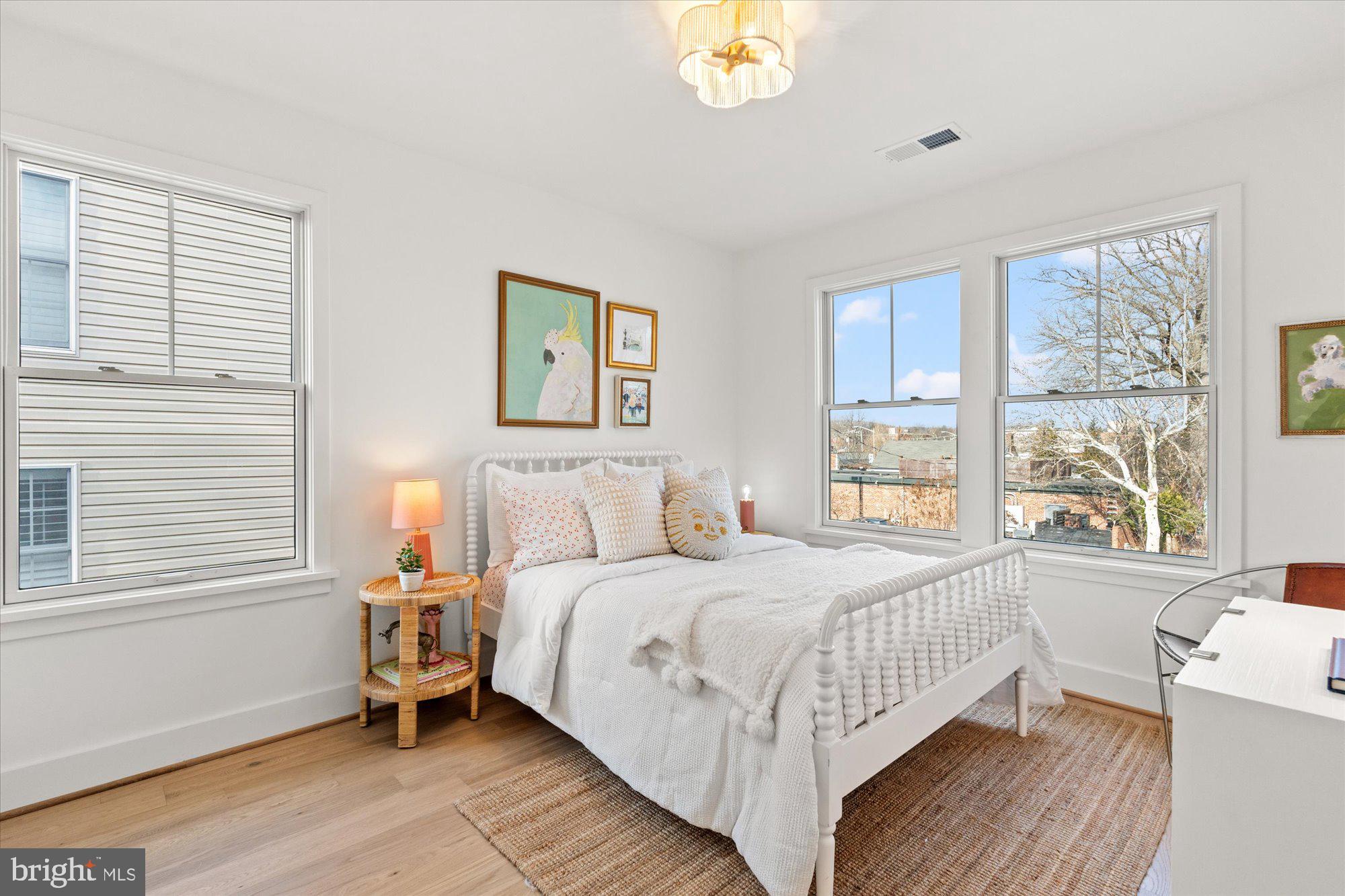 DEL RAY - Residential