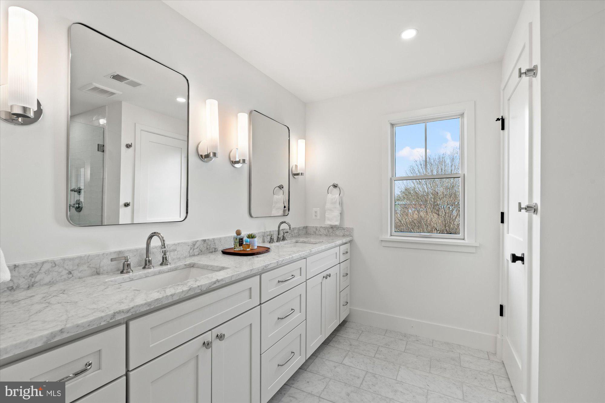 DEL RAY - Residential