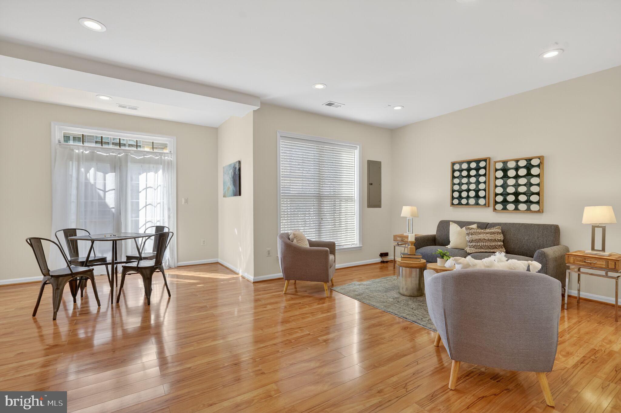 LAUREL HIGHLANDS - Residential