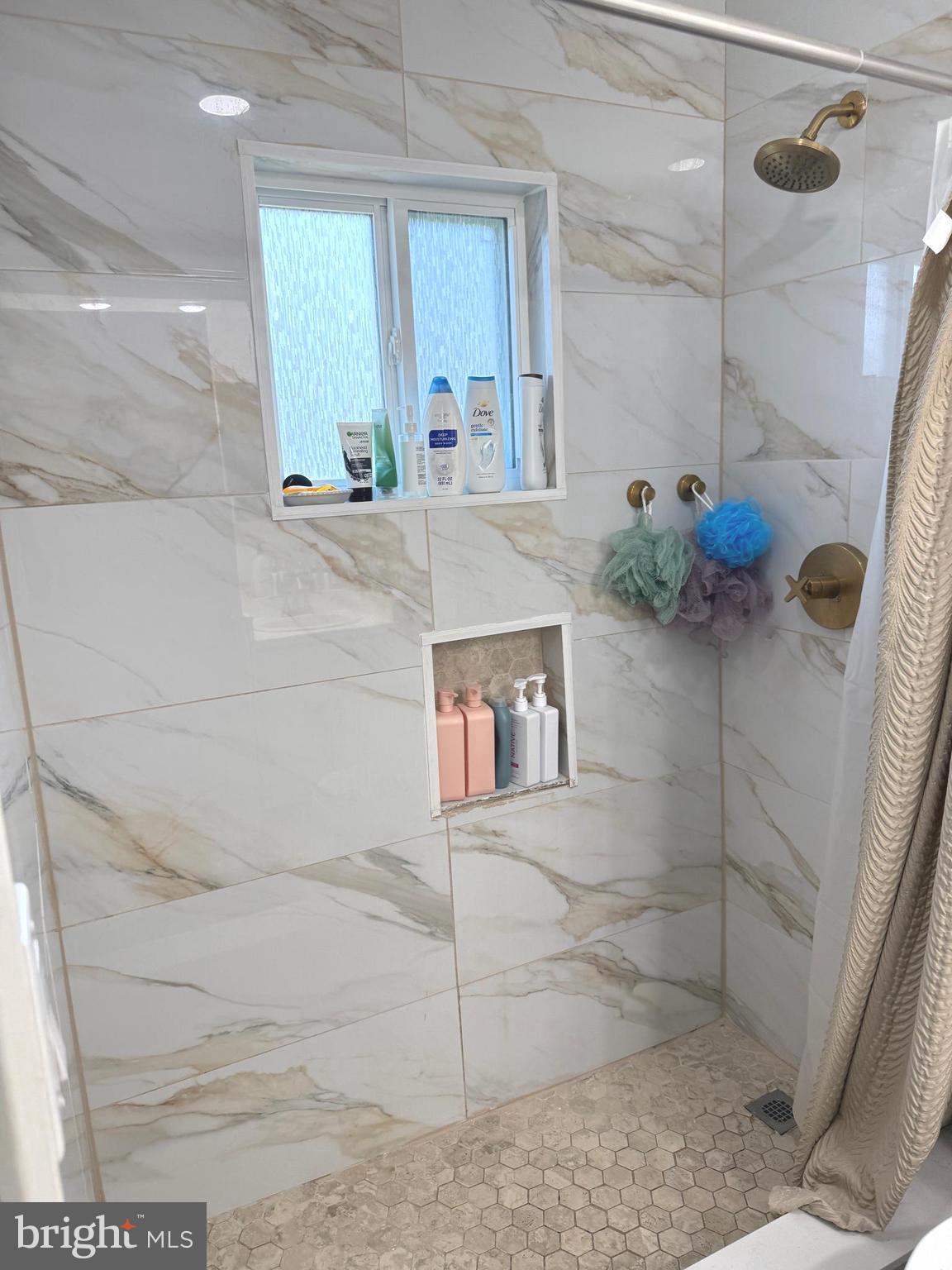 GOLDENRIDGE - Residential