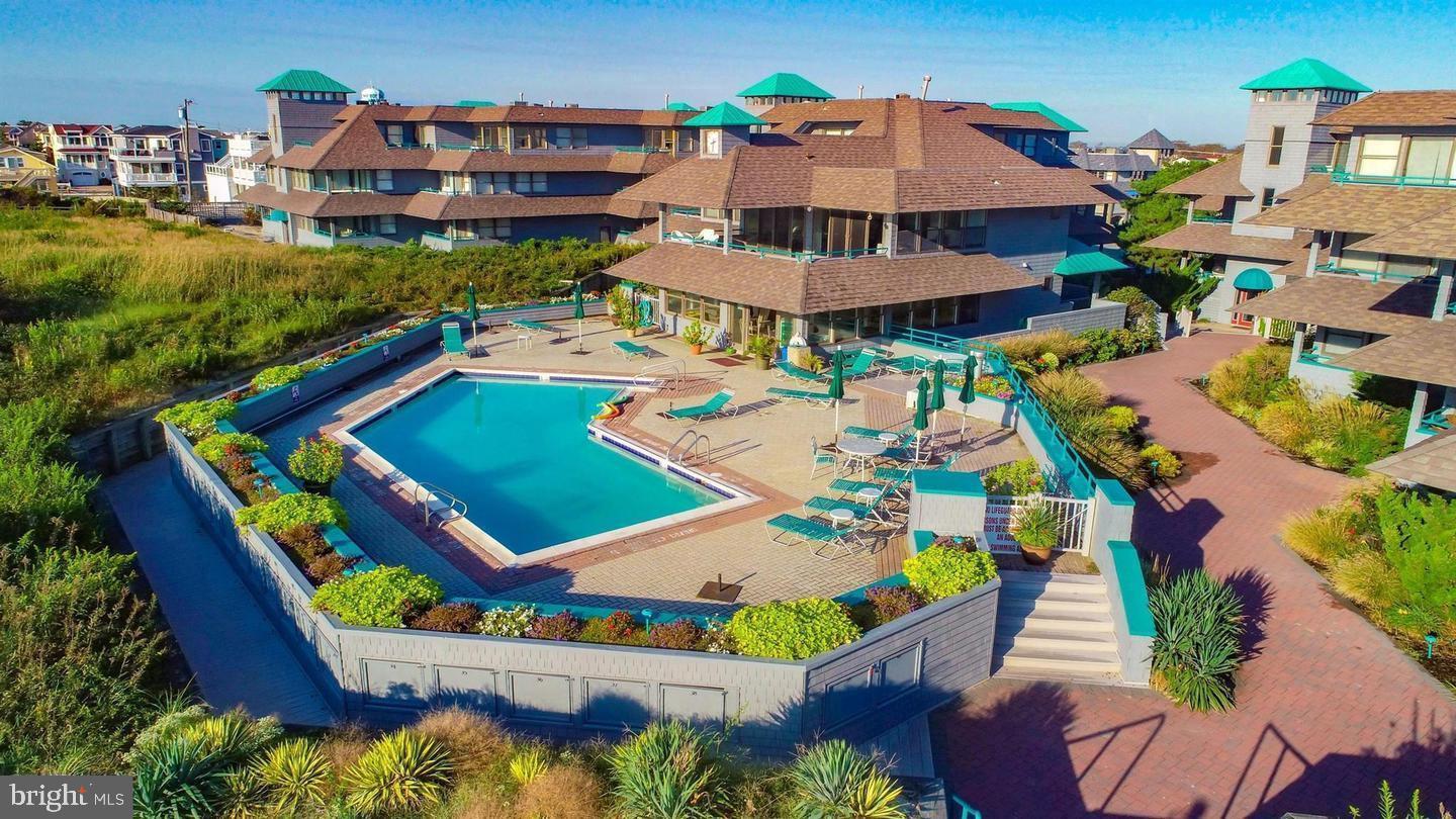 901 OCEAN AVE 906