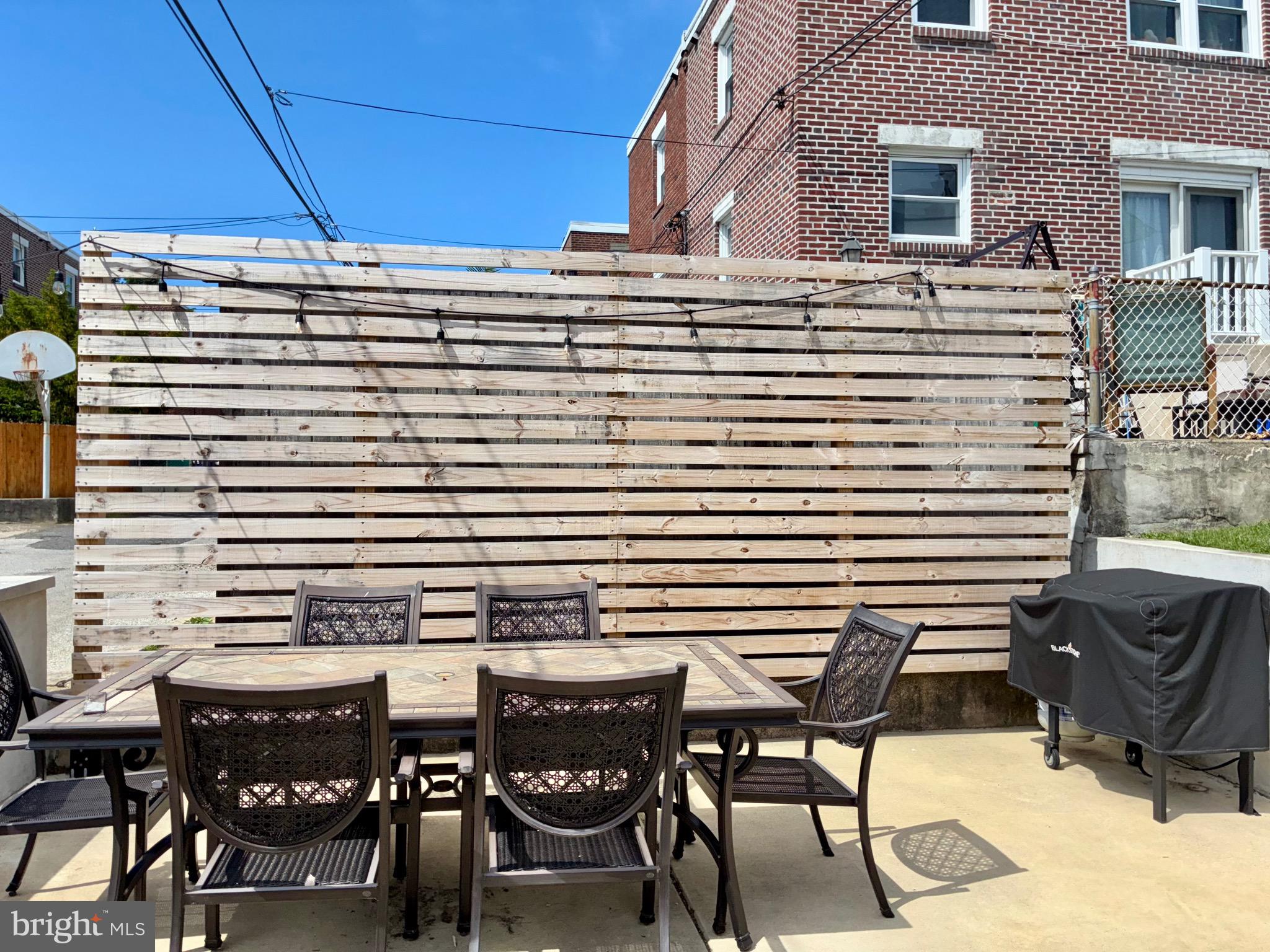 WISSAHICKON HILLS - Residential