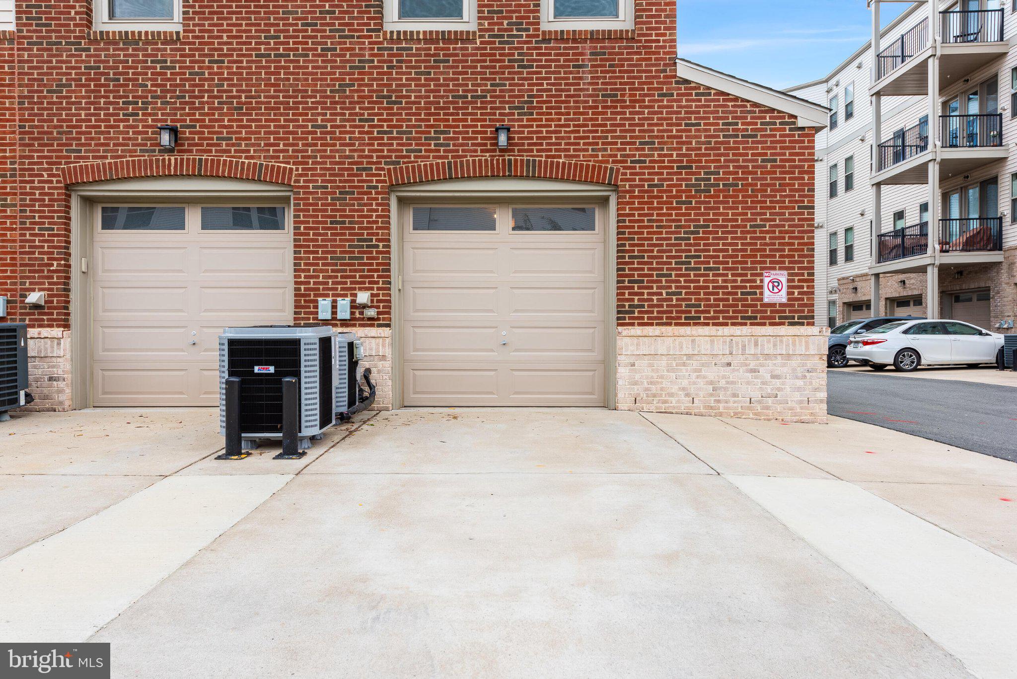 BIRCHWOOD AT BRAMBLETON - Residential