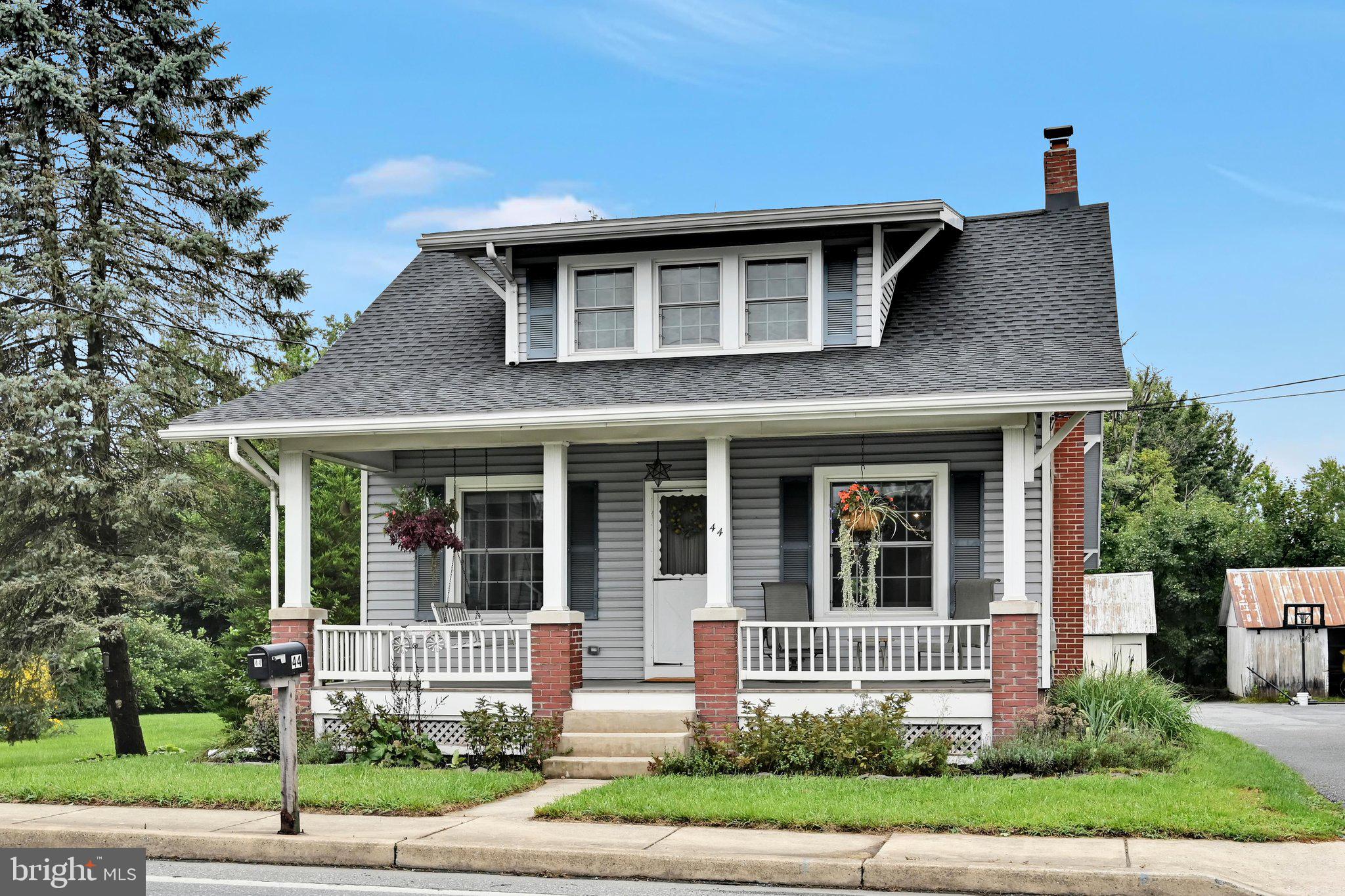 44 W MAIN STREET