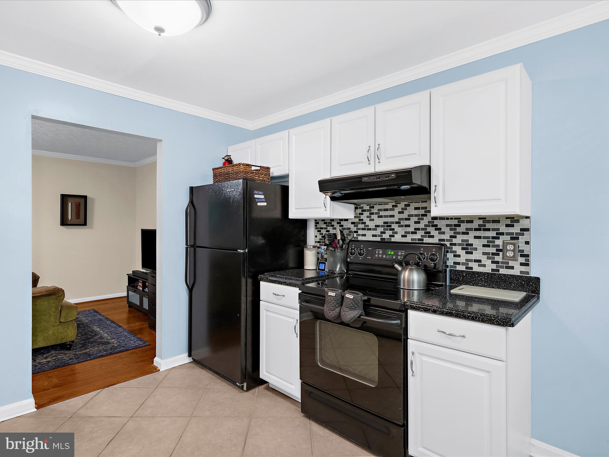 KINGS RANSOM CONDO - Residential