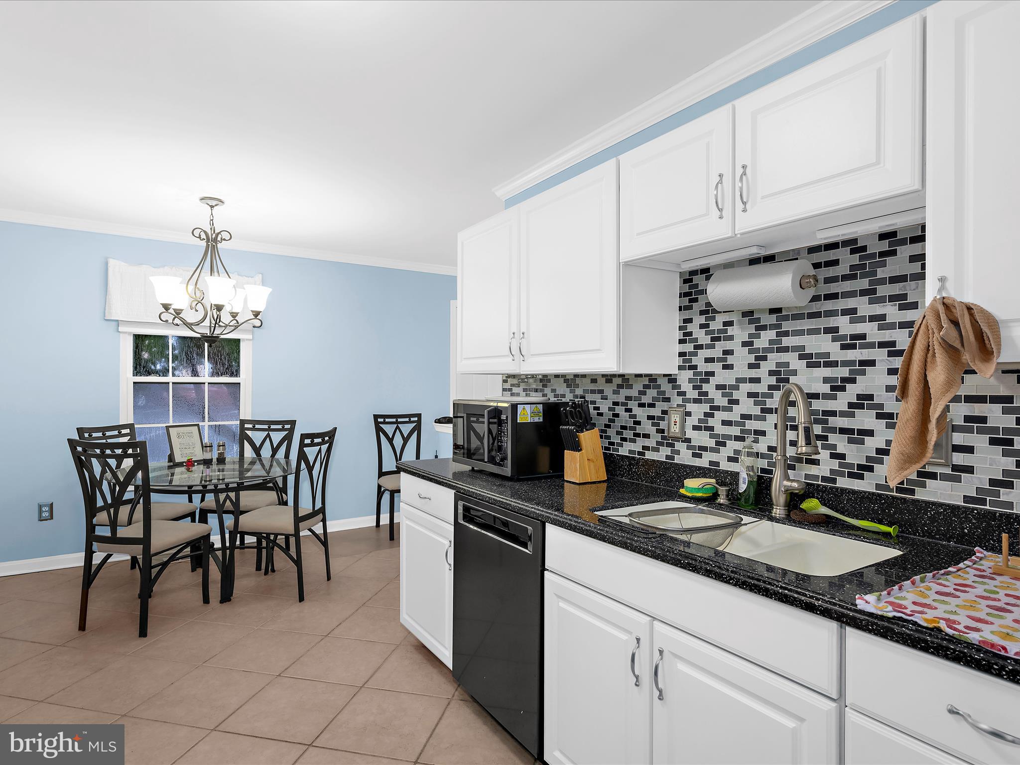 KINGS RANSOM CONDO - Residential