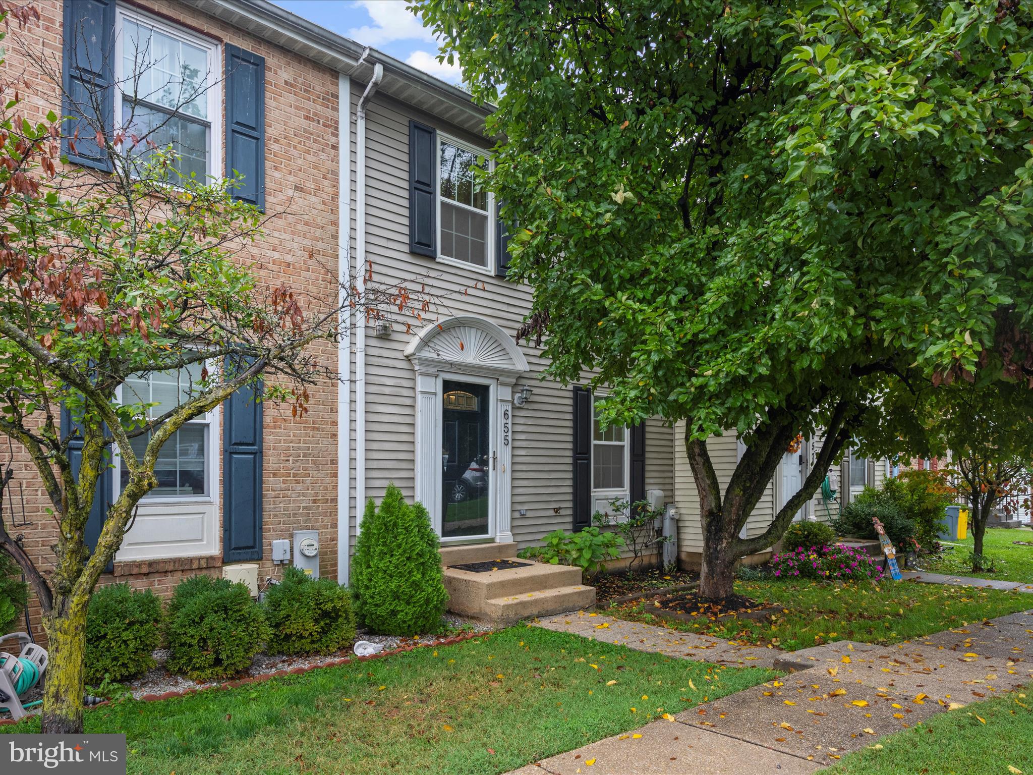 KINGS RANSOM CONDO - Residential