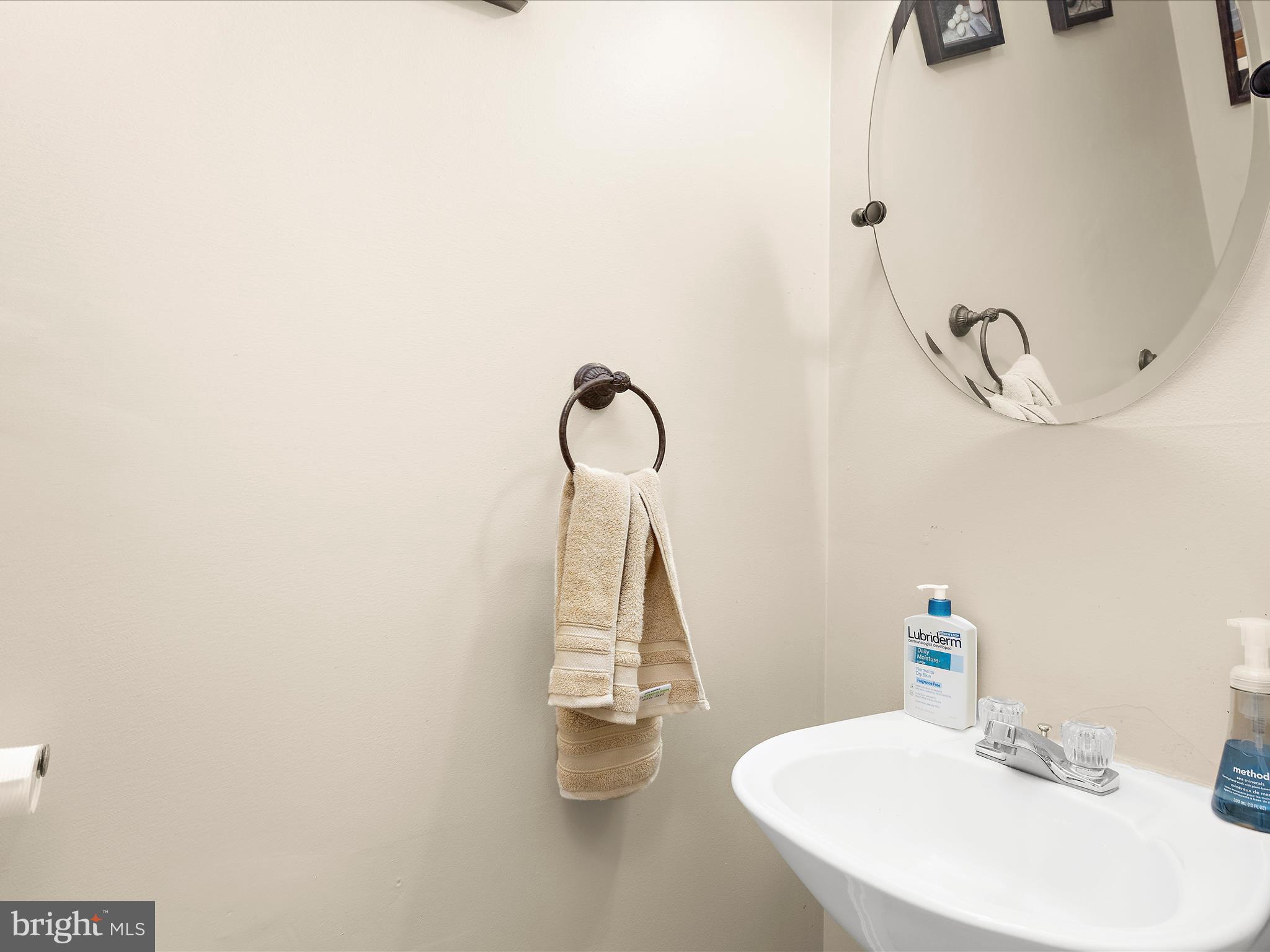 KINGS RANSOM CONDO - Residential