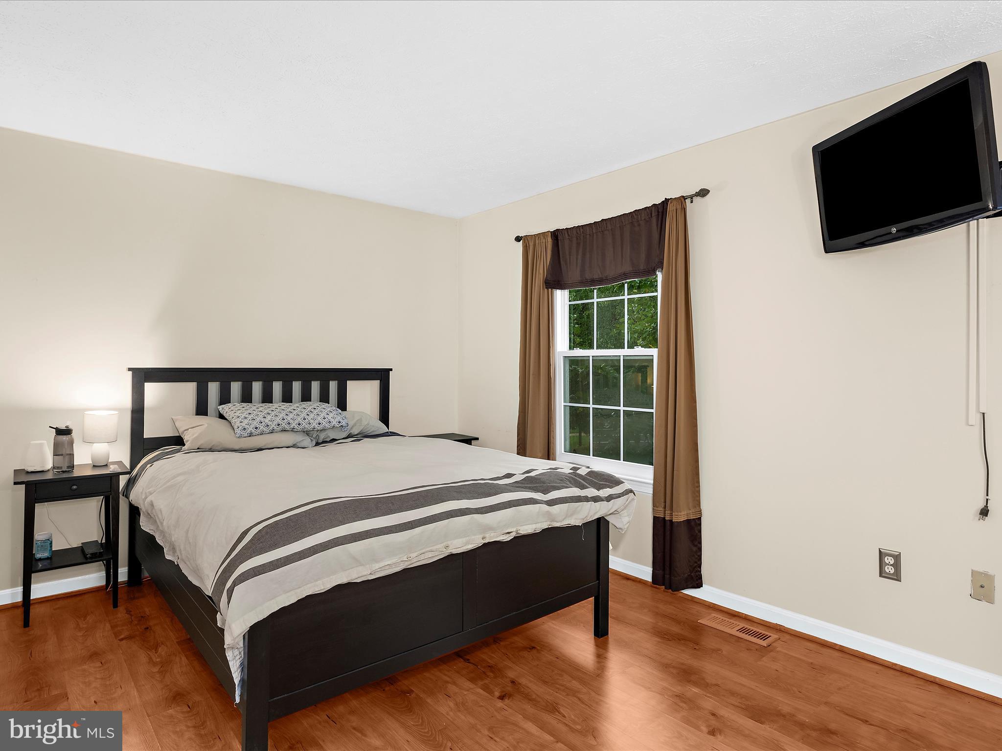 KINGS RANSOM CONDO - Residential