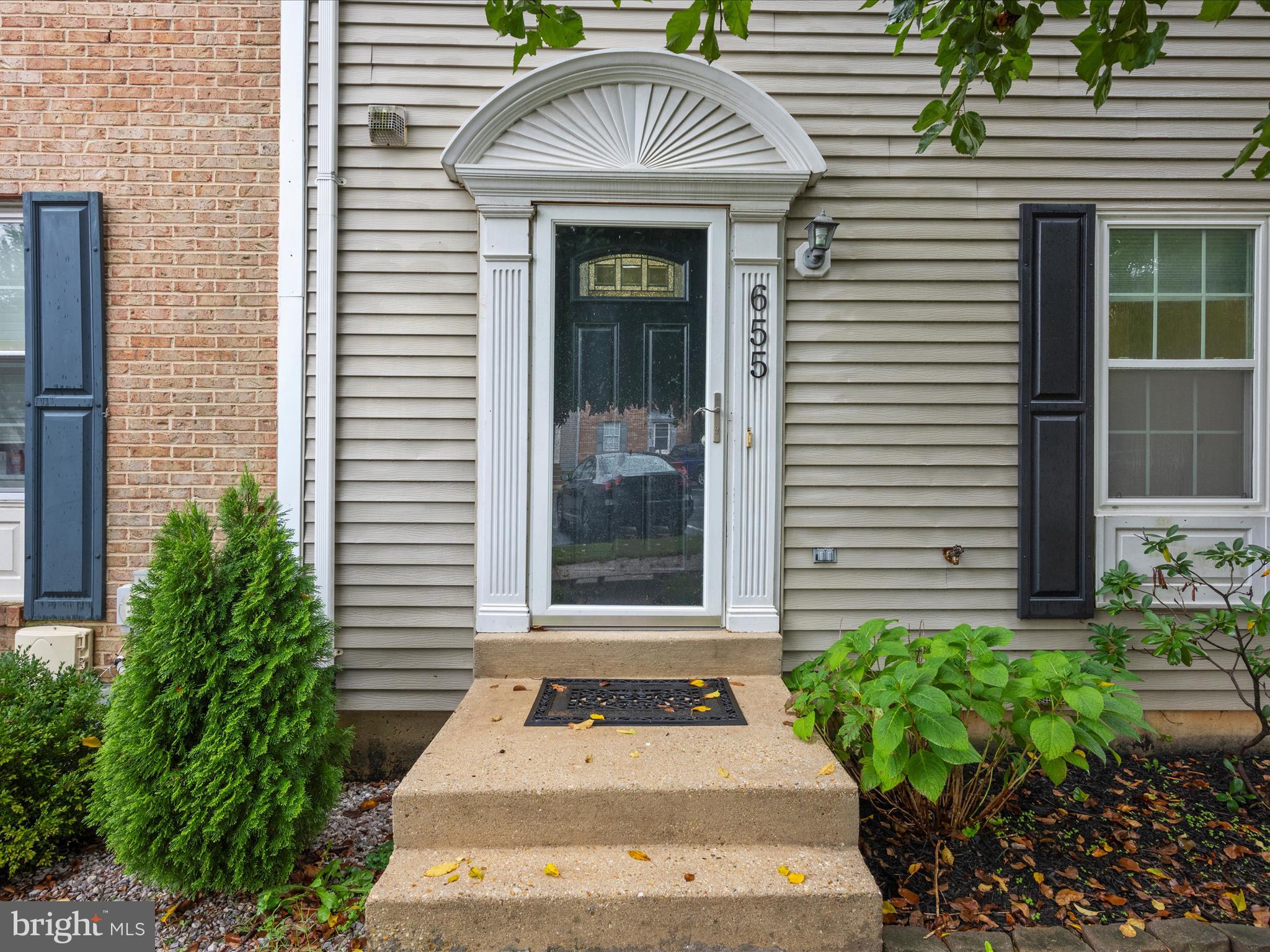 KINGS RANSOM CONDO - Residential