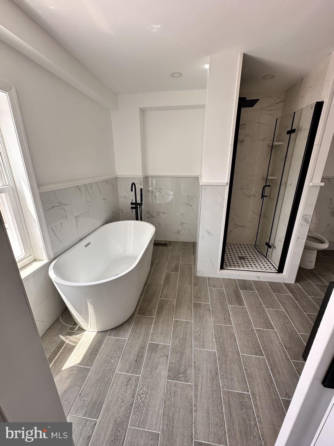 ITALIAN MARKET - Residential