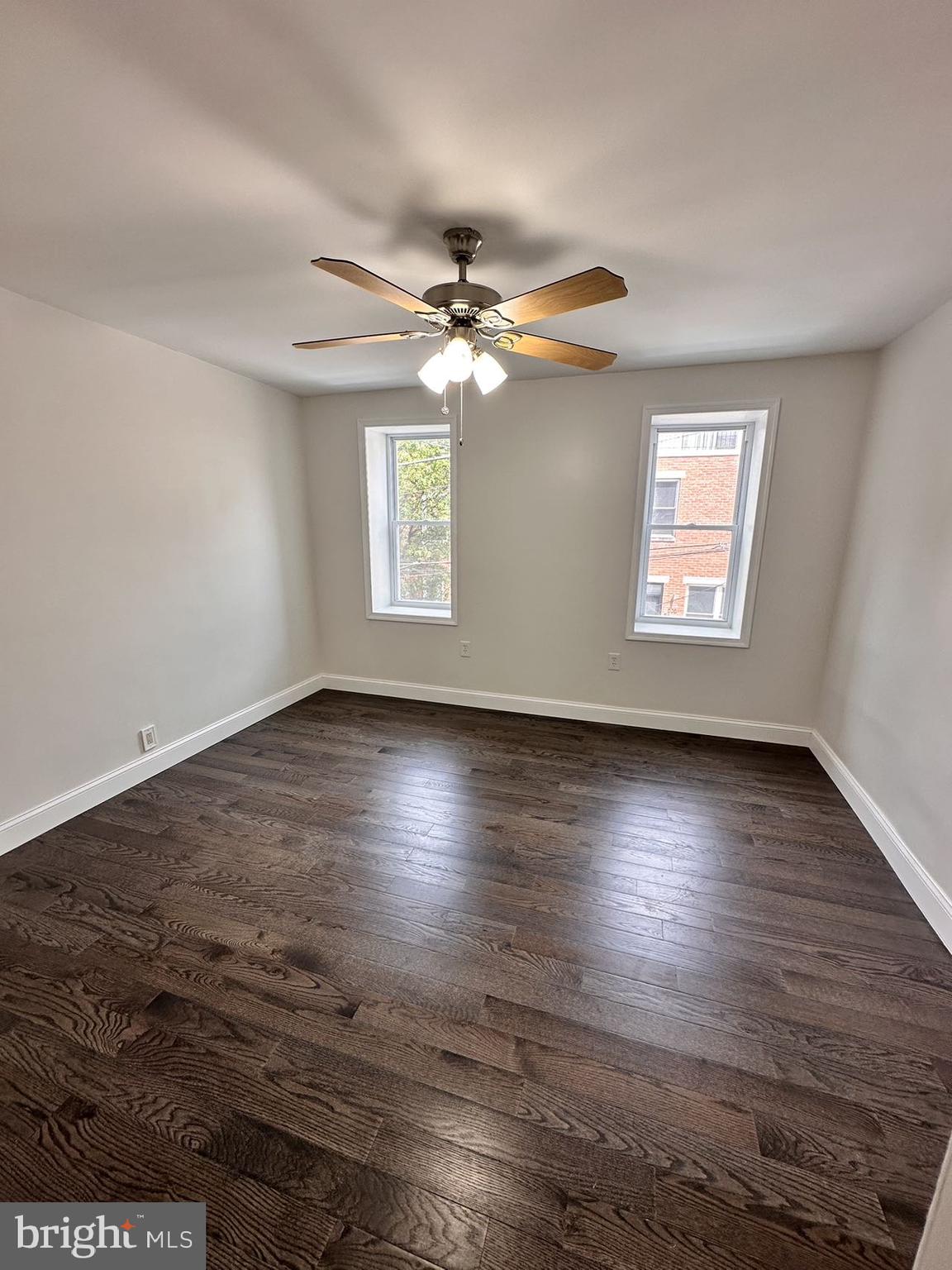 ITALIAN MARKET - Residential