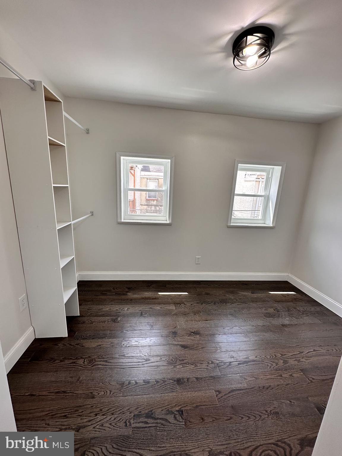 ITALIAN MARKET - Residential