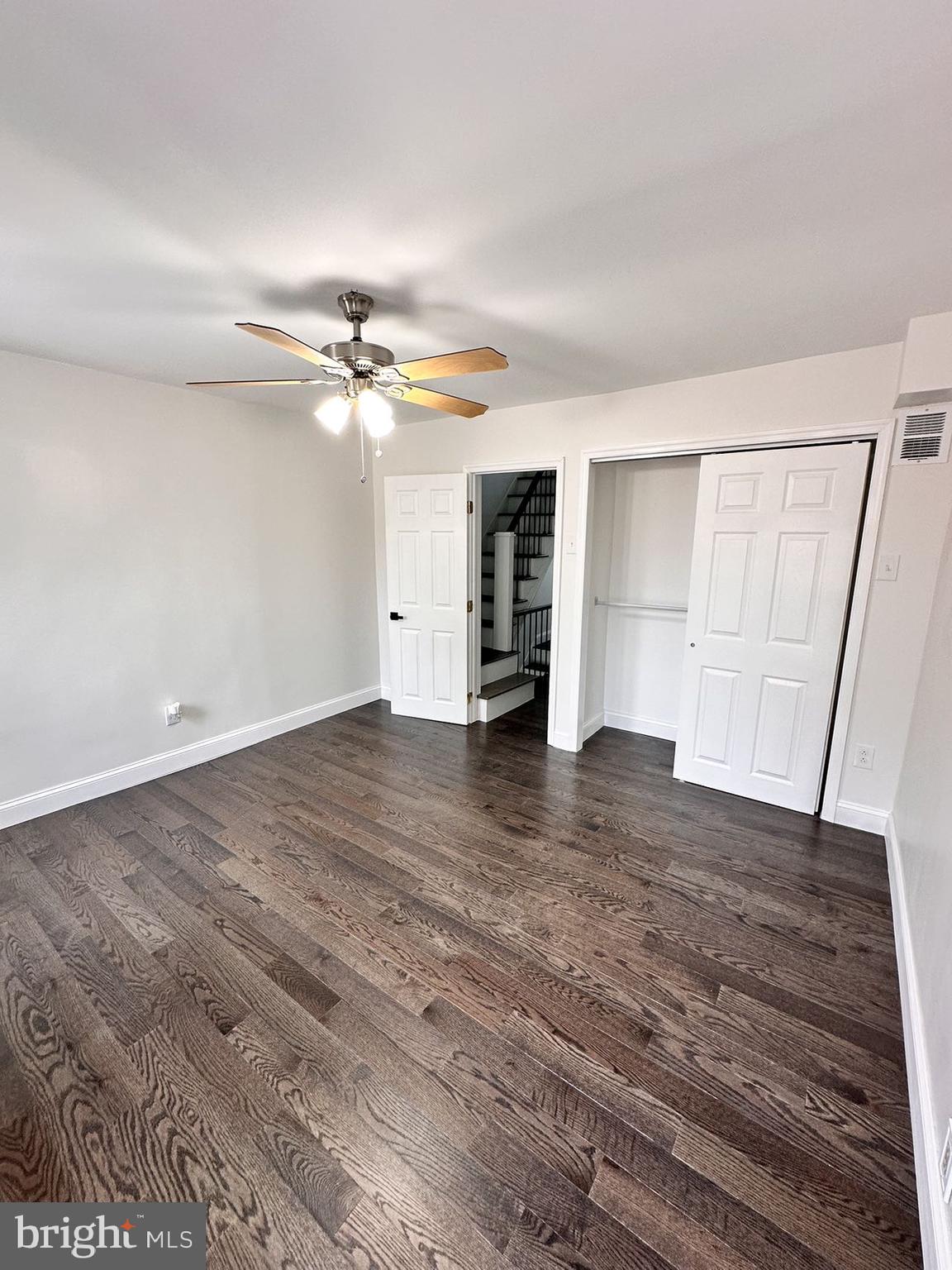 ITALIAN MARKET - Residential