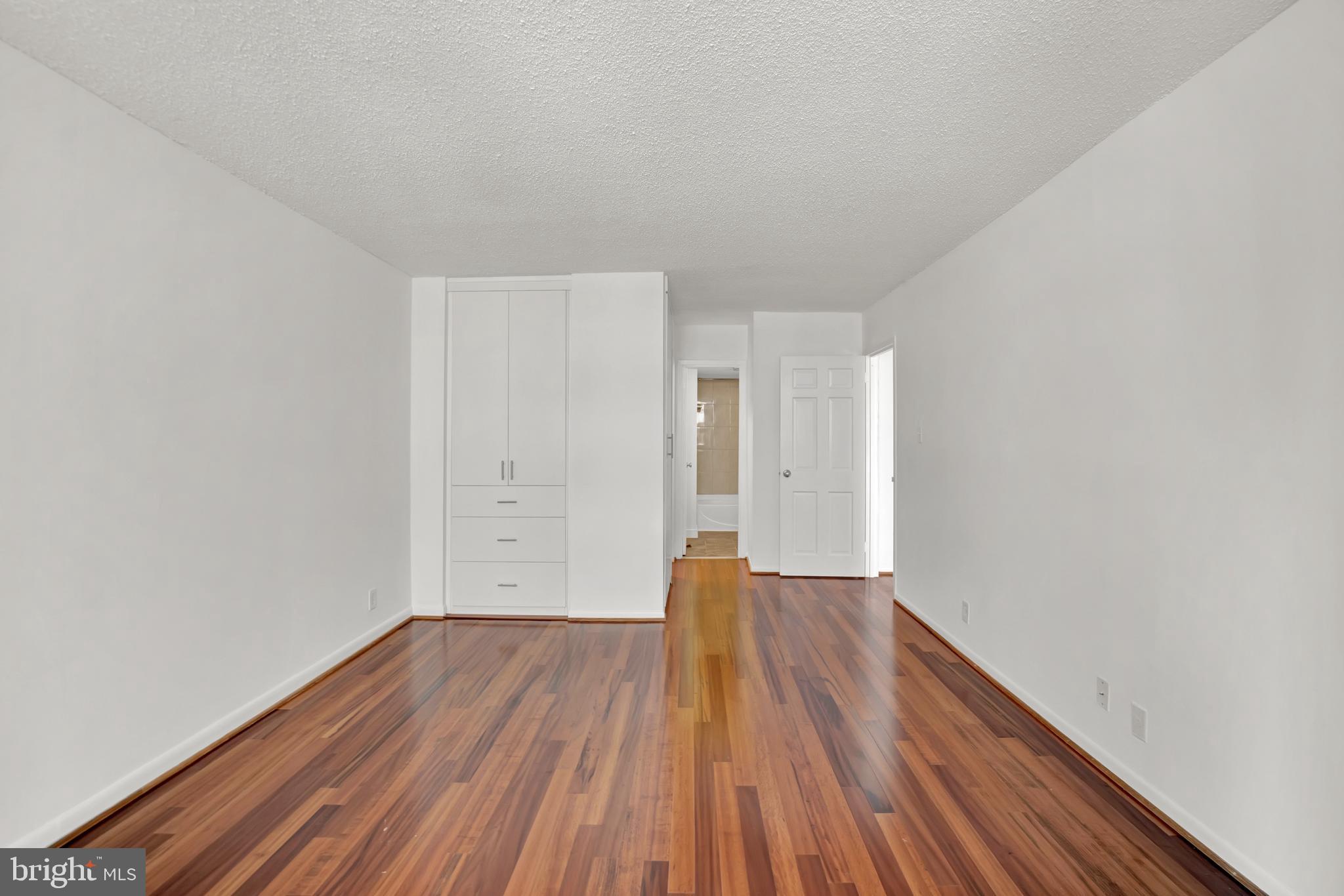 FRIENDSHIP HEIGHTS - Residential