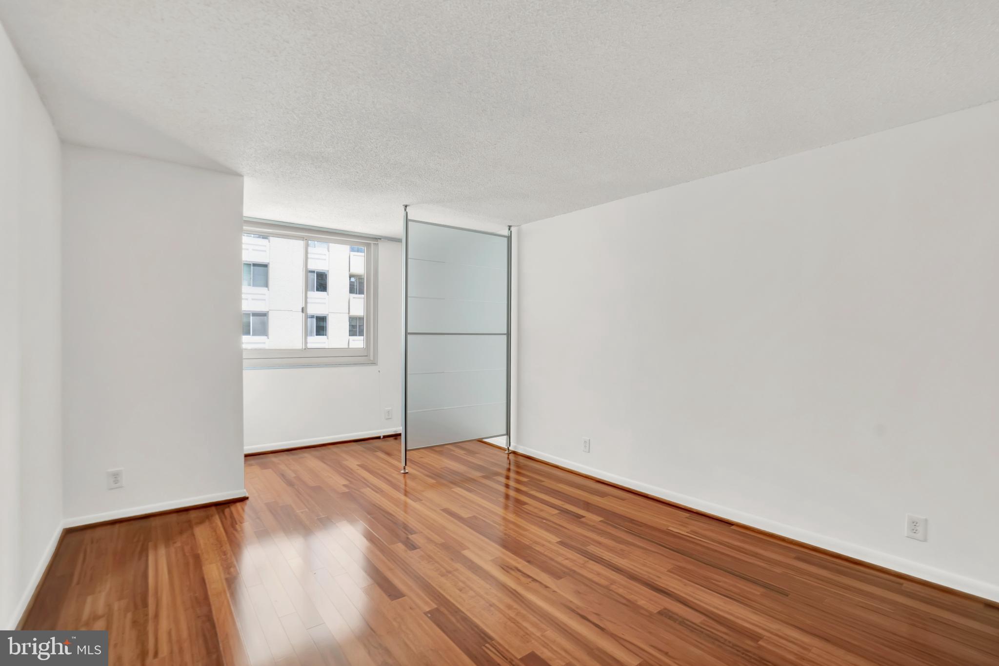 FRIENDSHIP HEIGHTS - Residential